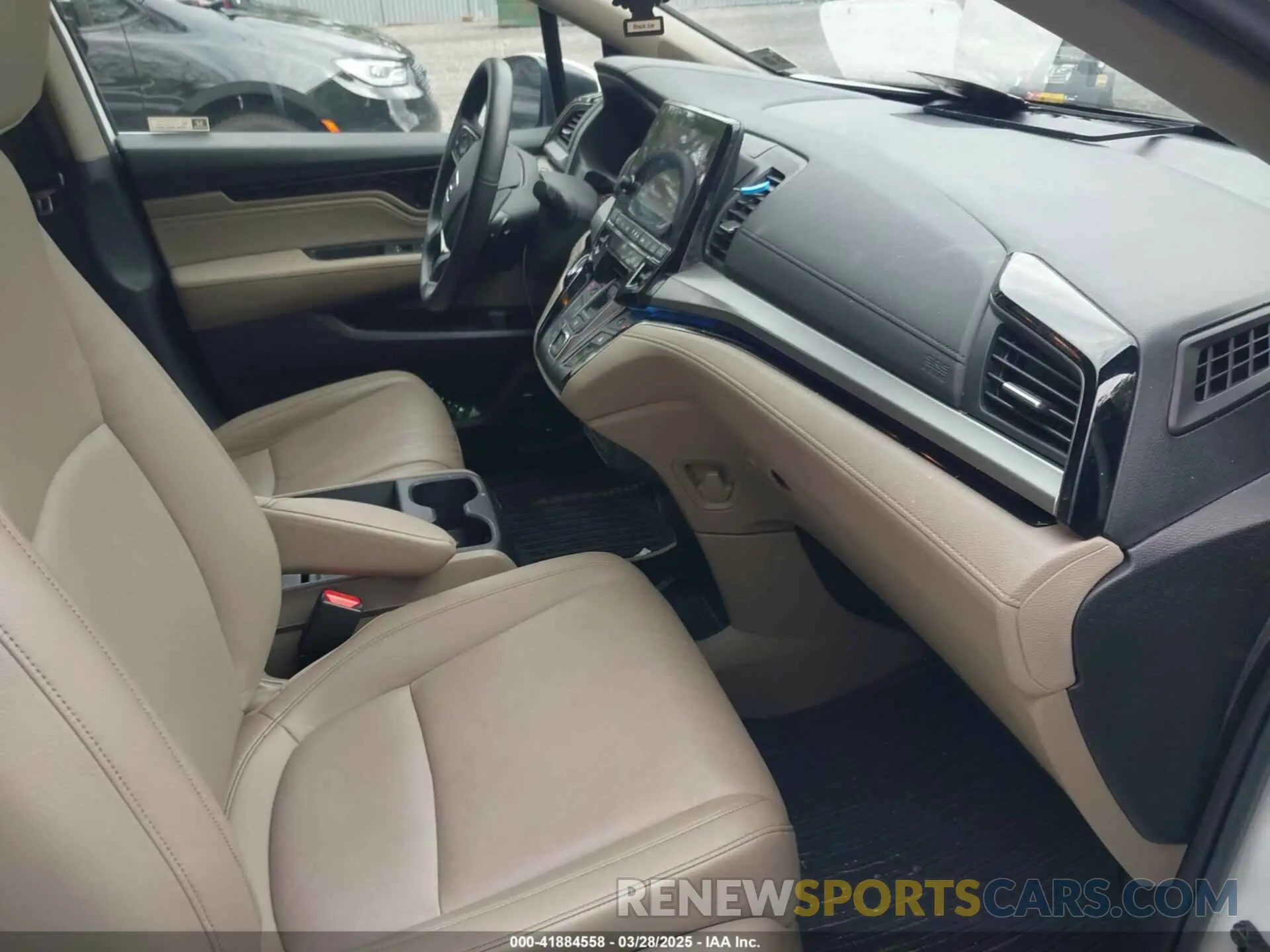 5 Фотография поврежденного автомобиля 5FNRL6H82RB055267 HONDA ODYSSEY 2024