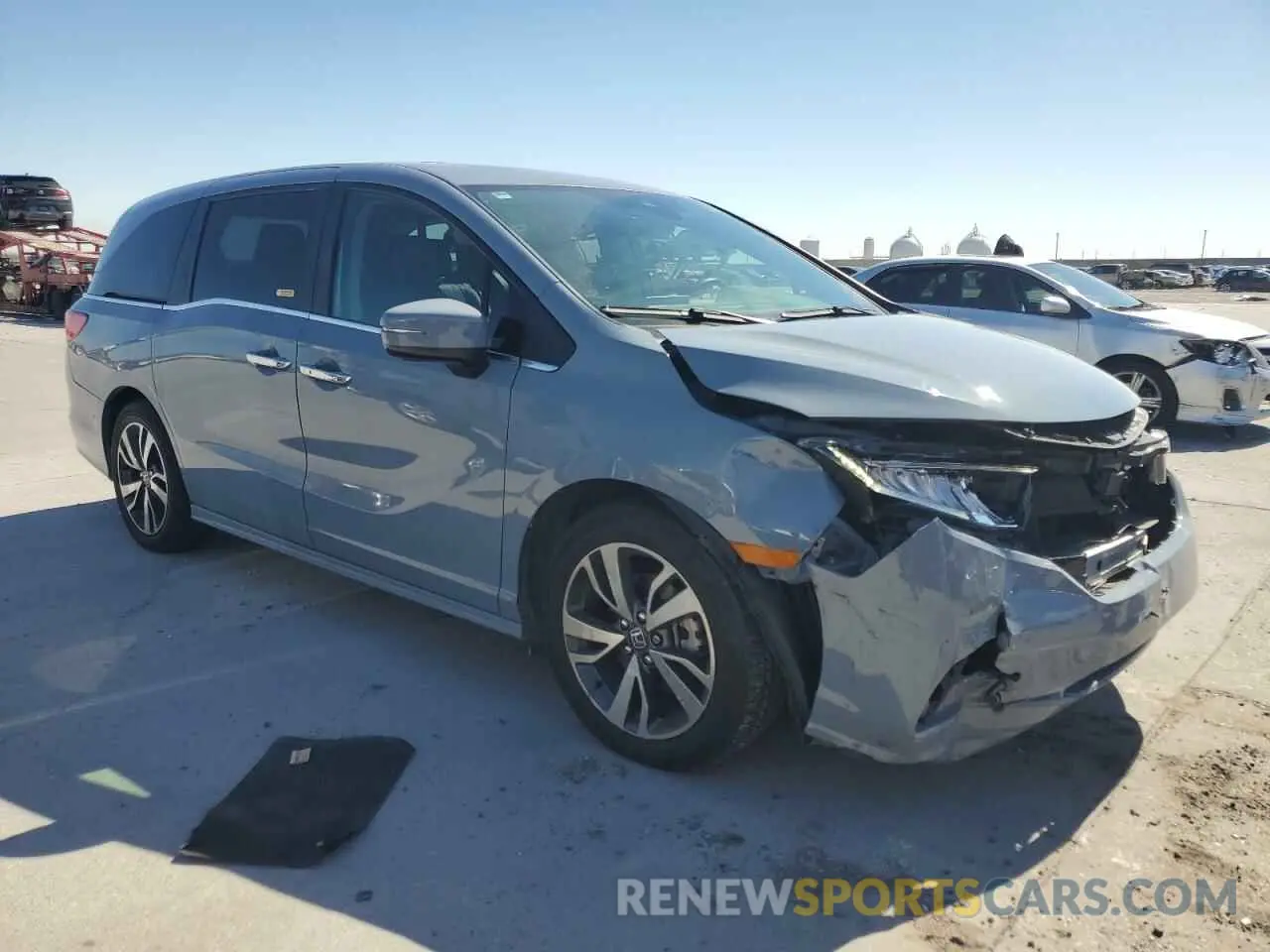 4 Photograph of a damaged car 5FNRL6H84RB001517 HONDA ODYSSEY 2024