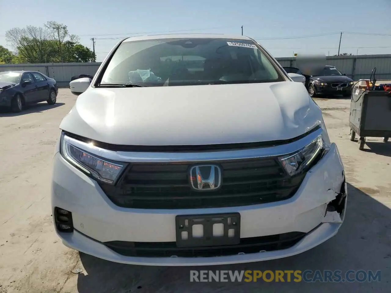 5 Photograph of a damaged car 5FNRL6H8XRB005636 HONDA ODYSSEY 2024