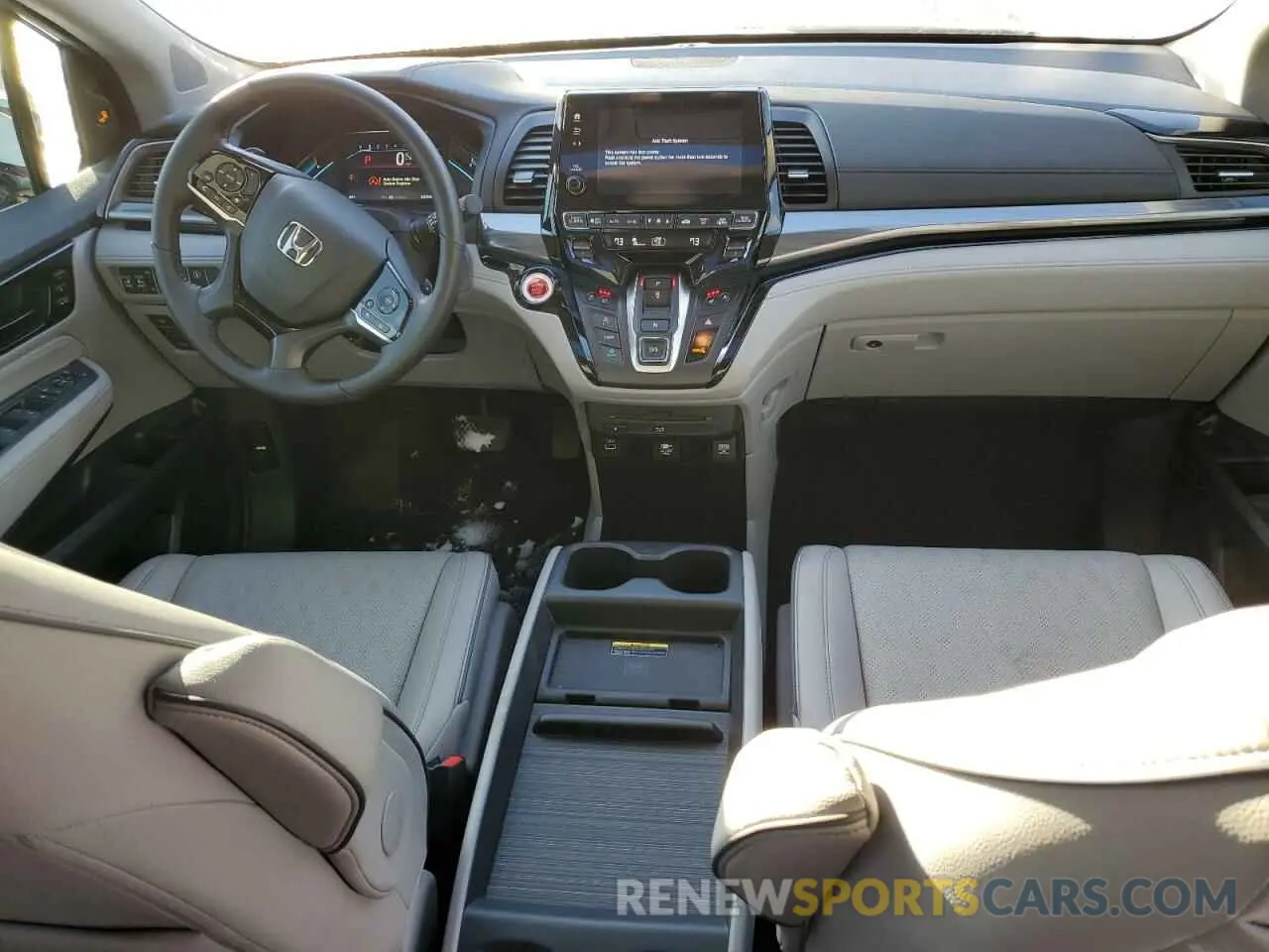 8 Фотография поврежденного автомобиля 5FNRL6H95RB034874 HONDA ODYSSEY 2024
