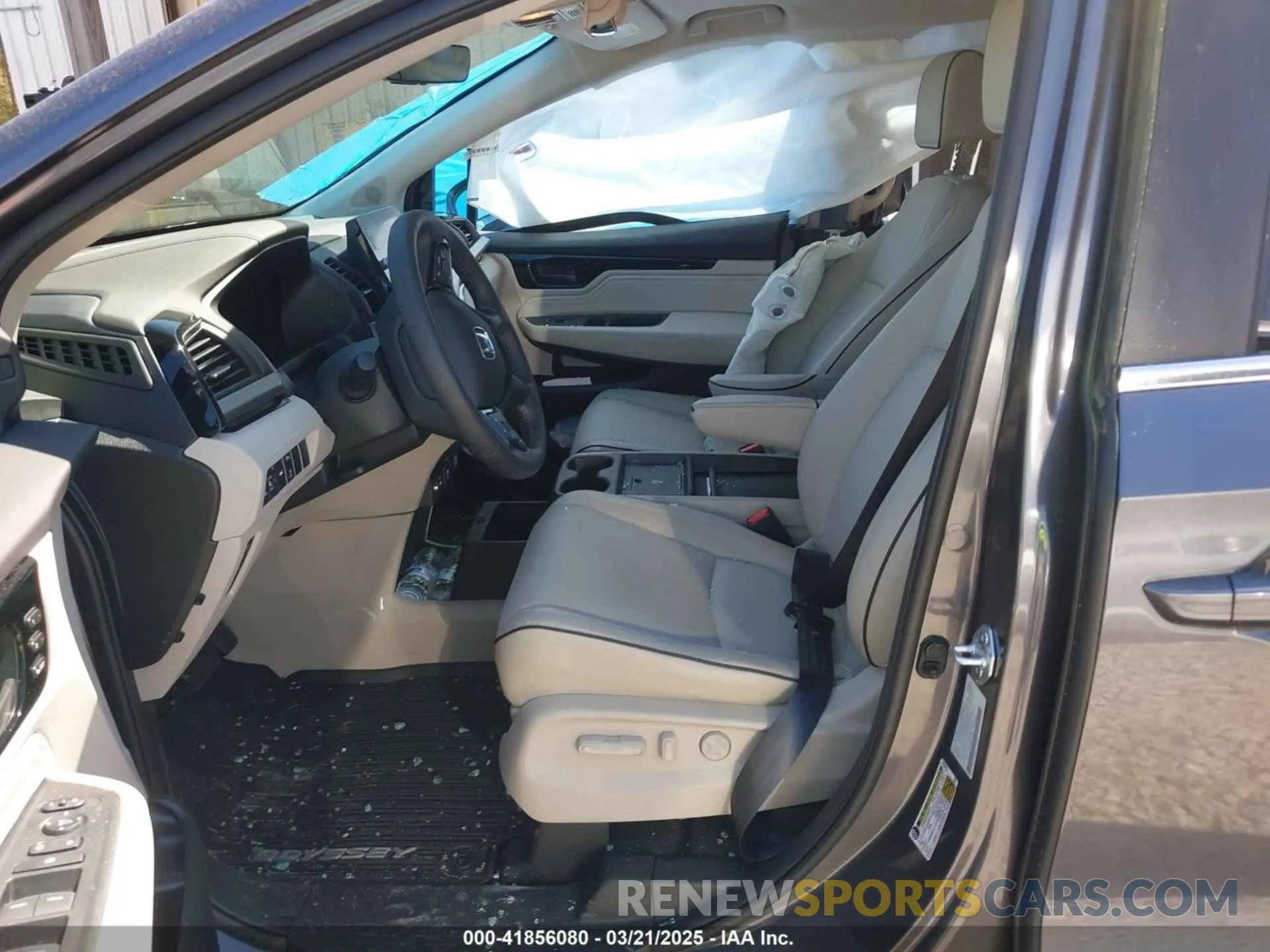 5 Photograph of a damaged car 5FNRL6H84SB028769 HONDA ODYSSEY 2025