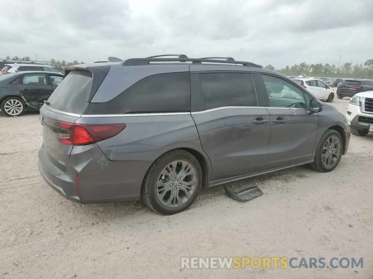 3 Фотография поврежденного автомобиля 5FNRL6H86SB011746 HONDA ODYSSEY 2025