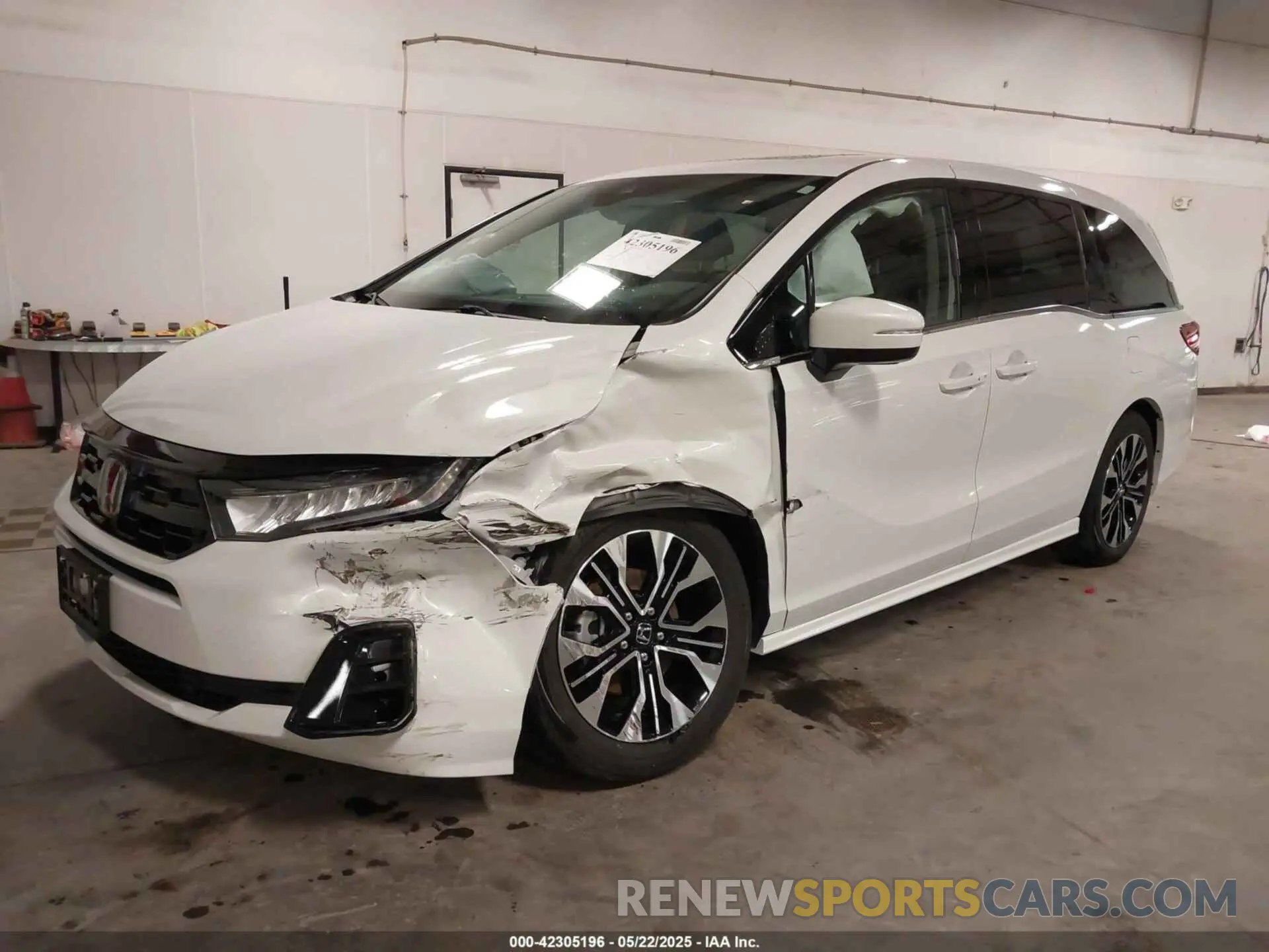 2 Photograph of a damaged car 5FNRL6H93SB008487 HONDA ODYSSEY 2025