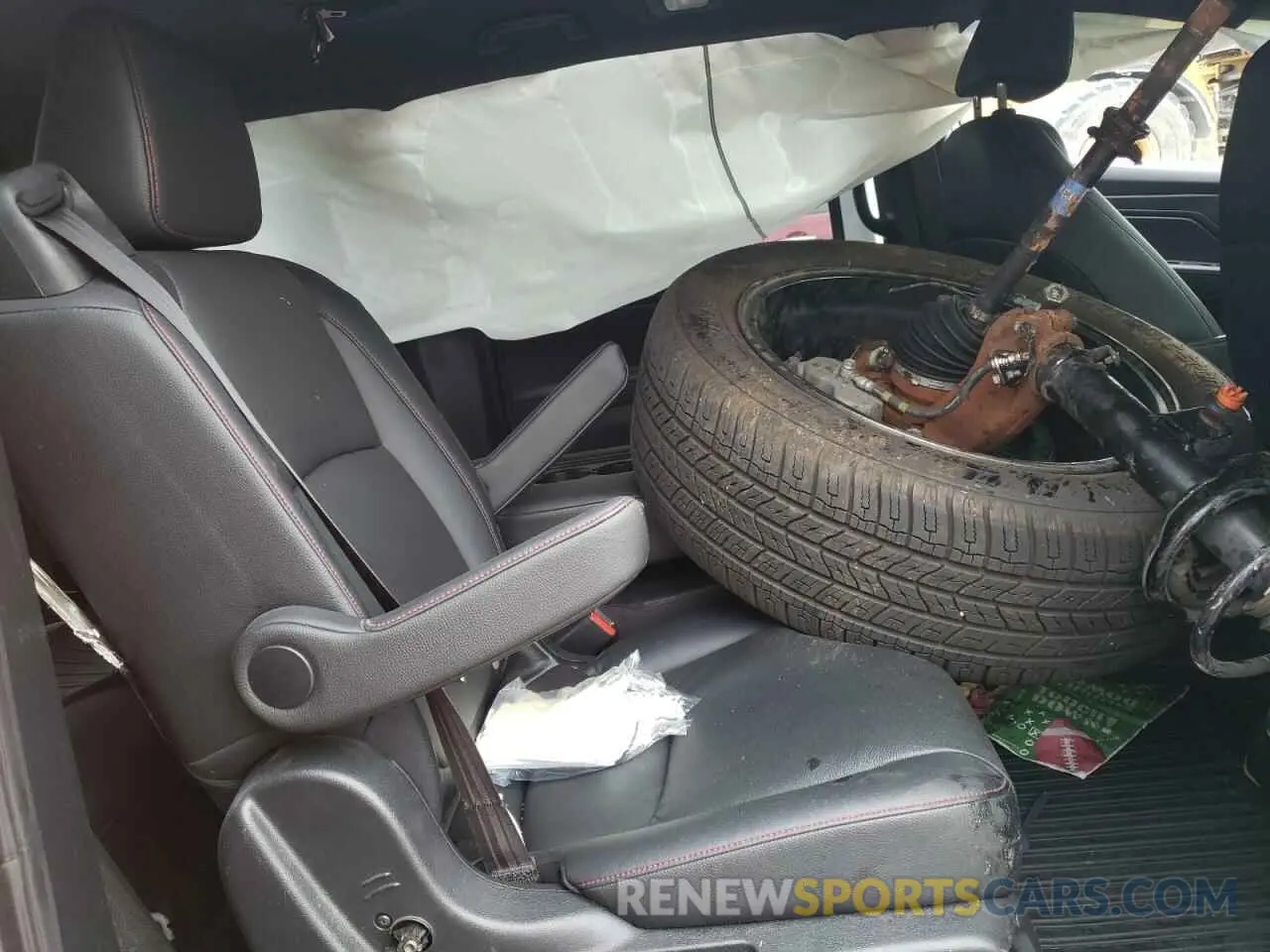 11 Photograph of a damaged car 5FNRL6H76RB002885 HONDA ODYSSEY SP 2024