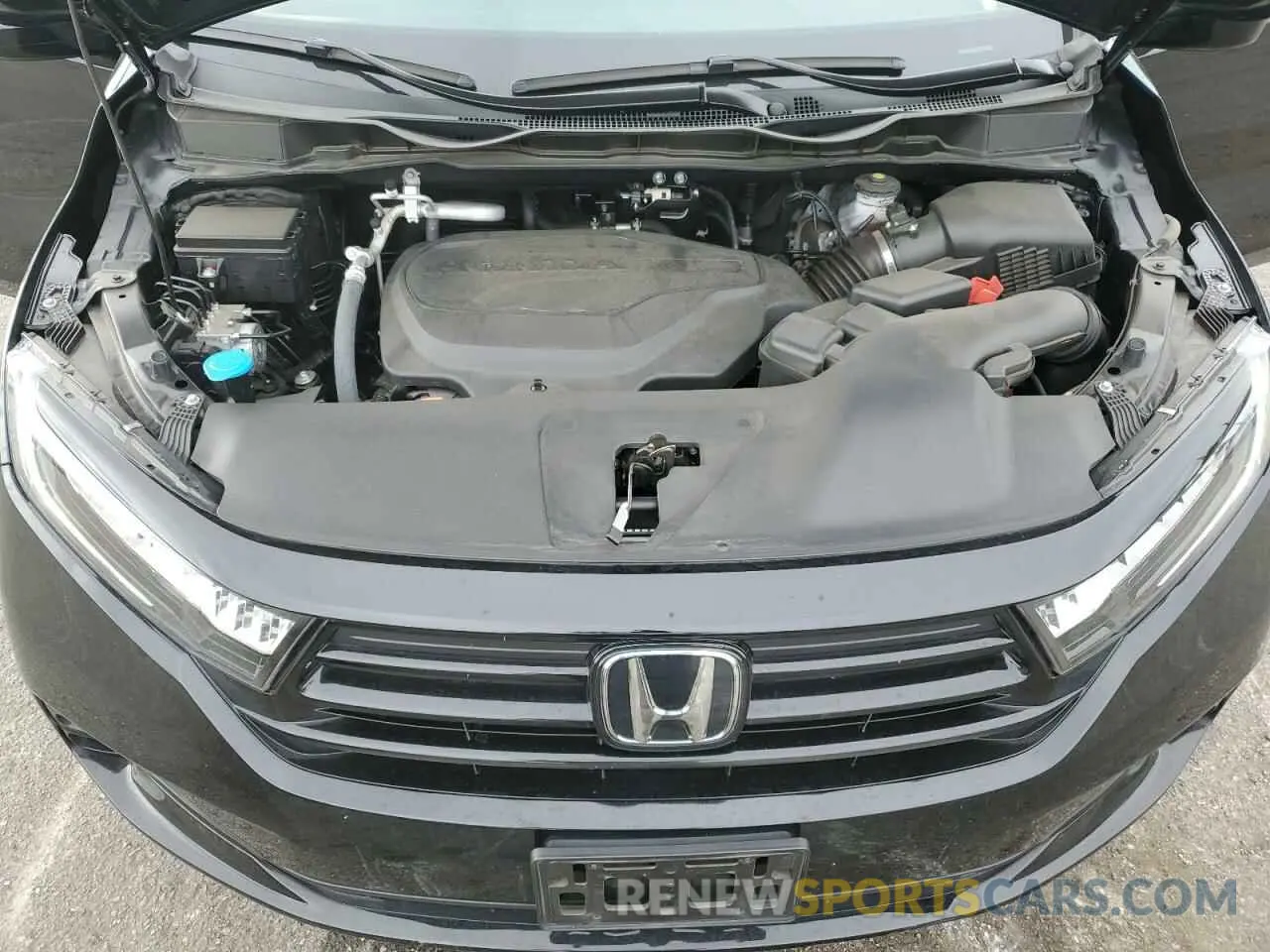 12 Photograph of a damaged car 5FNRL6H78RB056155 HONDA ODYSSEY SP 2024