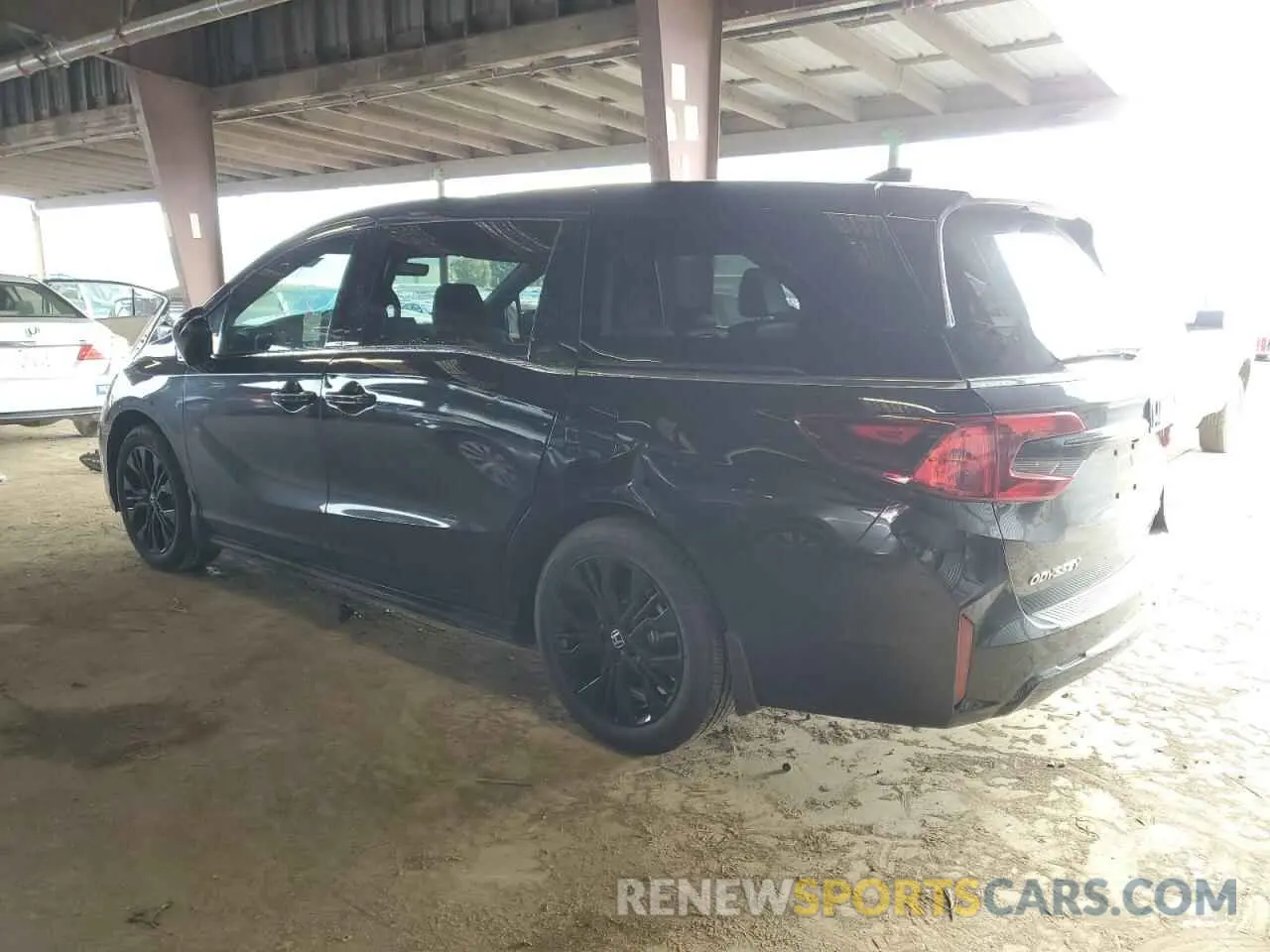 2 Photograph of a damaged car 5FNRL6H79SB004328 HONDA ODYSSEY SP 2025