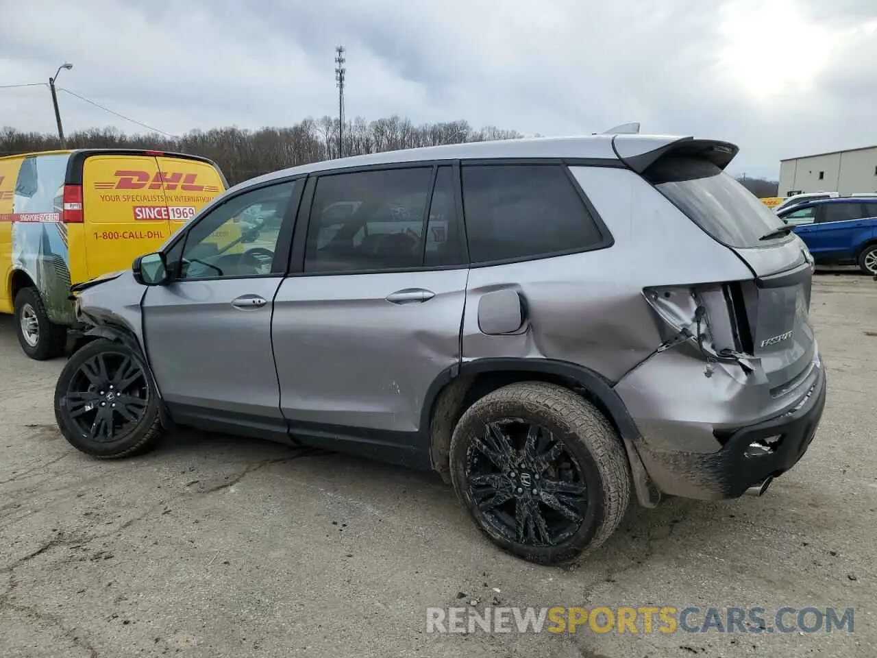 2 Photograph of a damaged car 5FNYF7H29KB009770 HONDA PASSPORT 2019