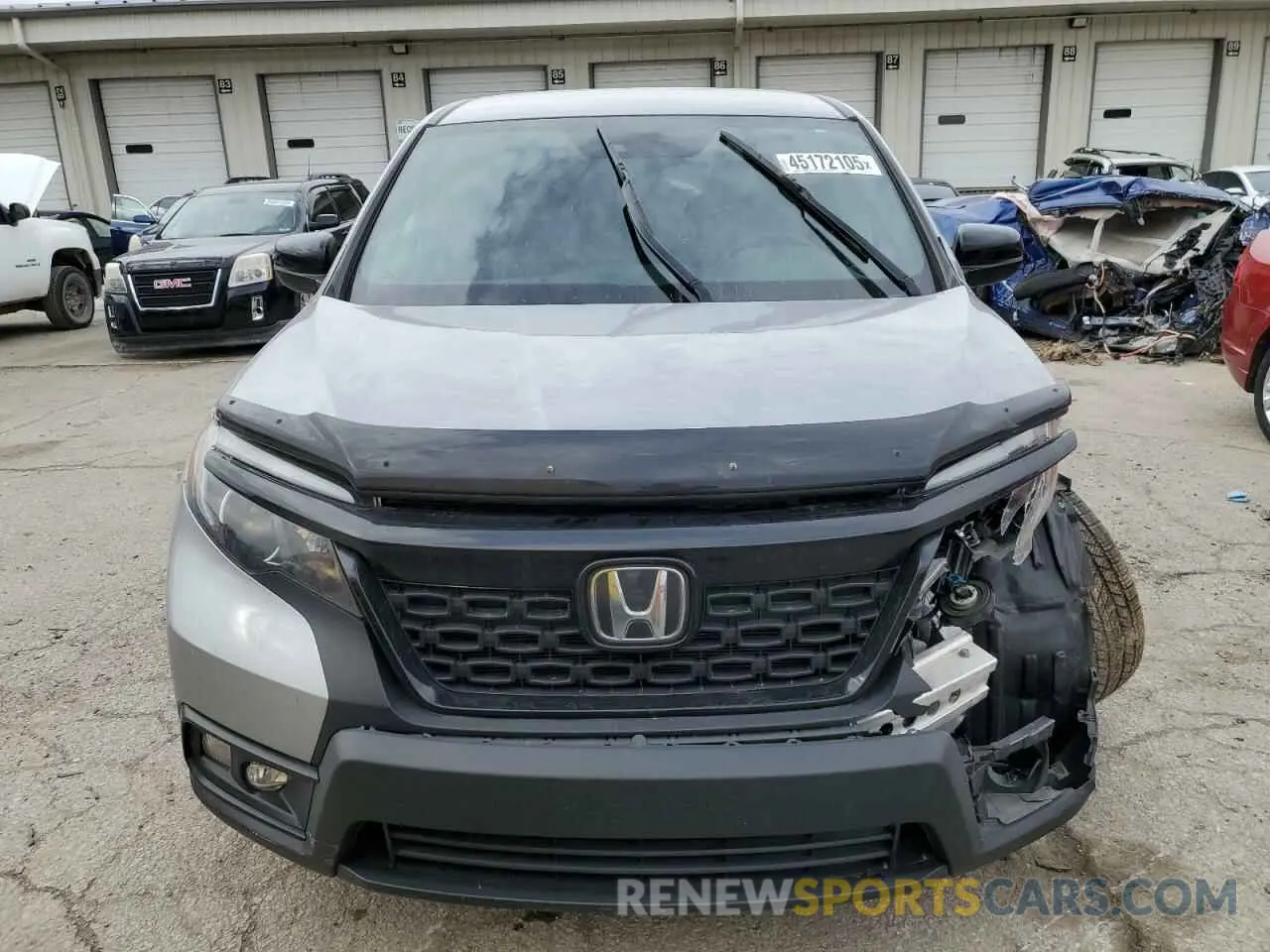 5 Photograph of a damaged car 5FNYF7H29KB009770 HONDA PASSPORT 2019