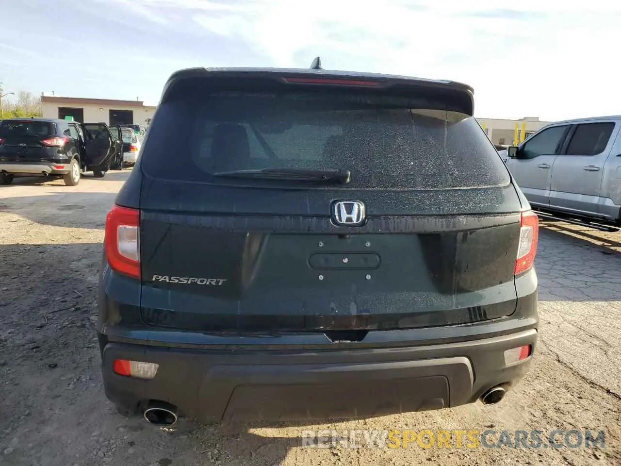 6 Photograph of a damaged car 5FNYF7H56KB003404 HONDA PASSPORT 2019