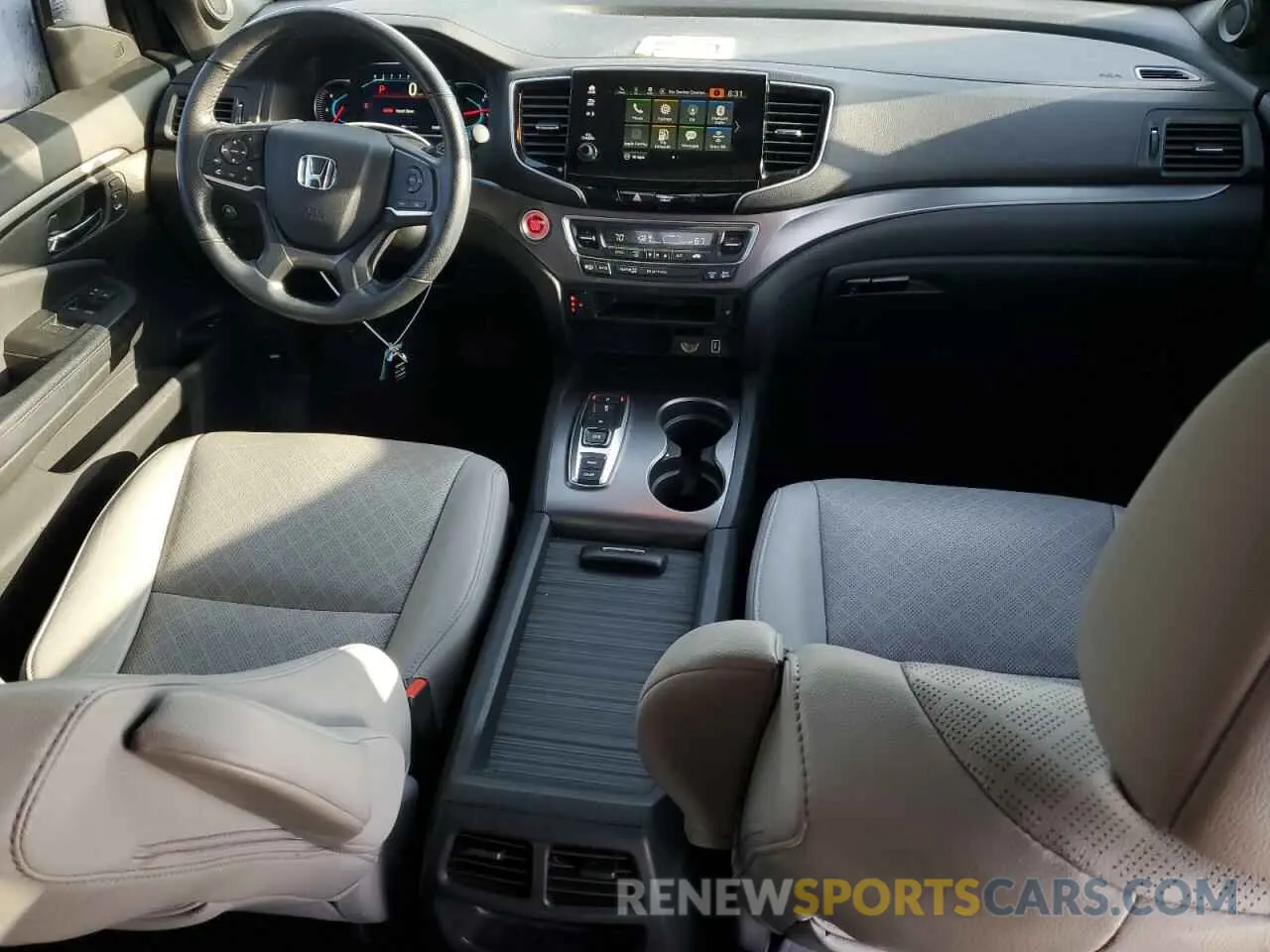 8 Photograph of a damaged car 5FNYF7H56KB003404 HONDA PASSPORT 2019