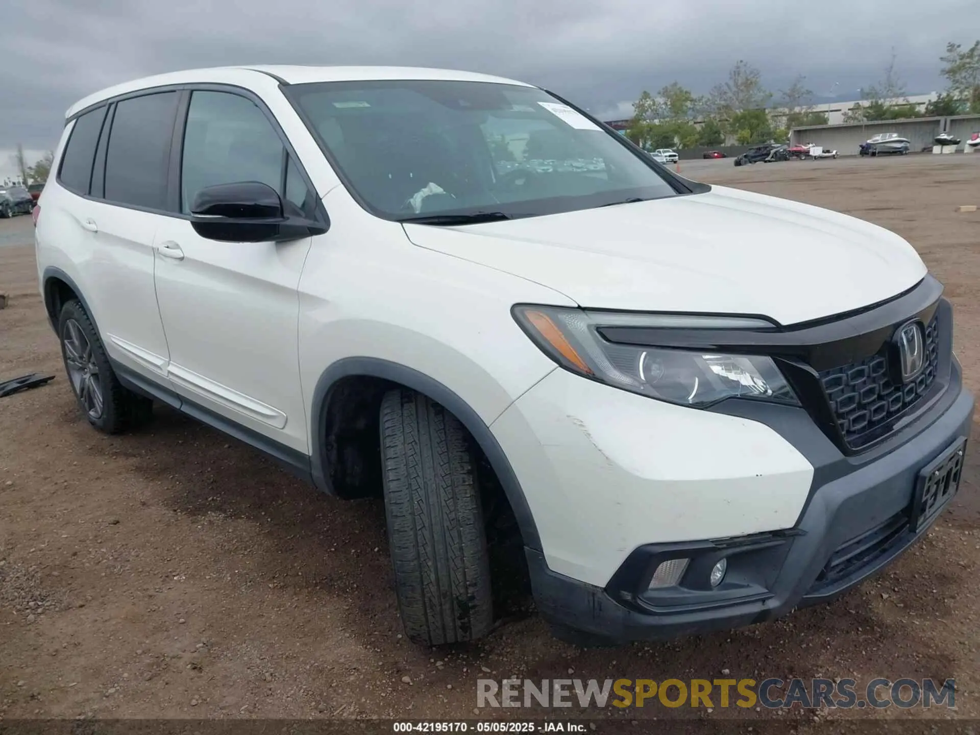 1 Фотография поврежденного автомобиля 5FNYF7H57KB002844 HONDA PASSPORT 2019