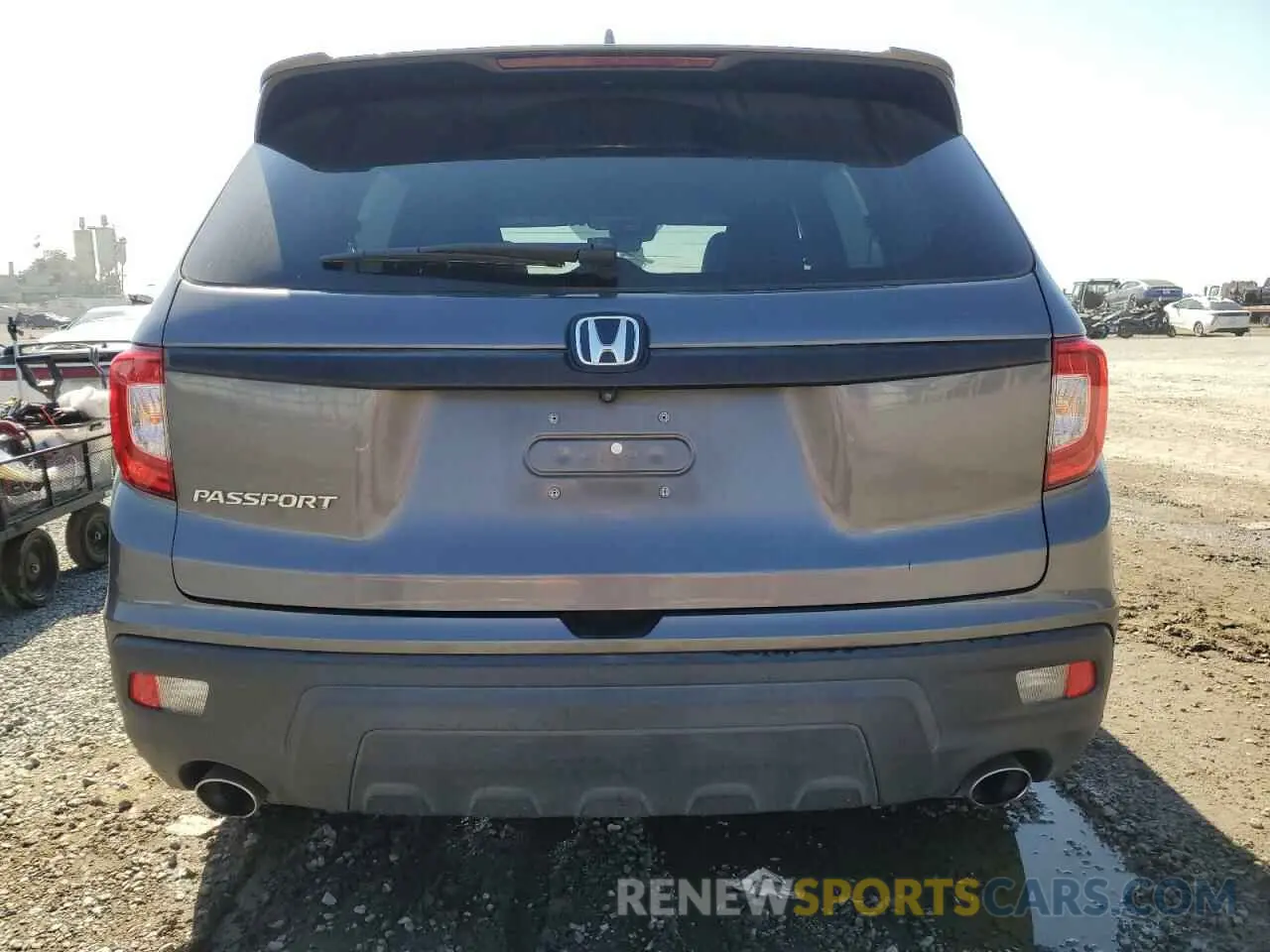 6 Photograph of a damaged car 5FNYF7H58KB003906 HONDA PASSPORT 2019