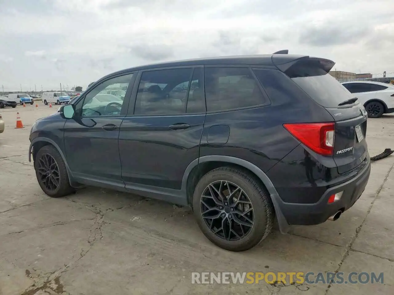 2 Photograph of a damaged car 5FNYF7H5XKB011151 HONDA PASSPORT 2019