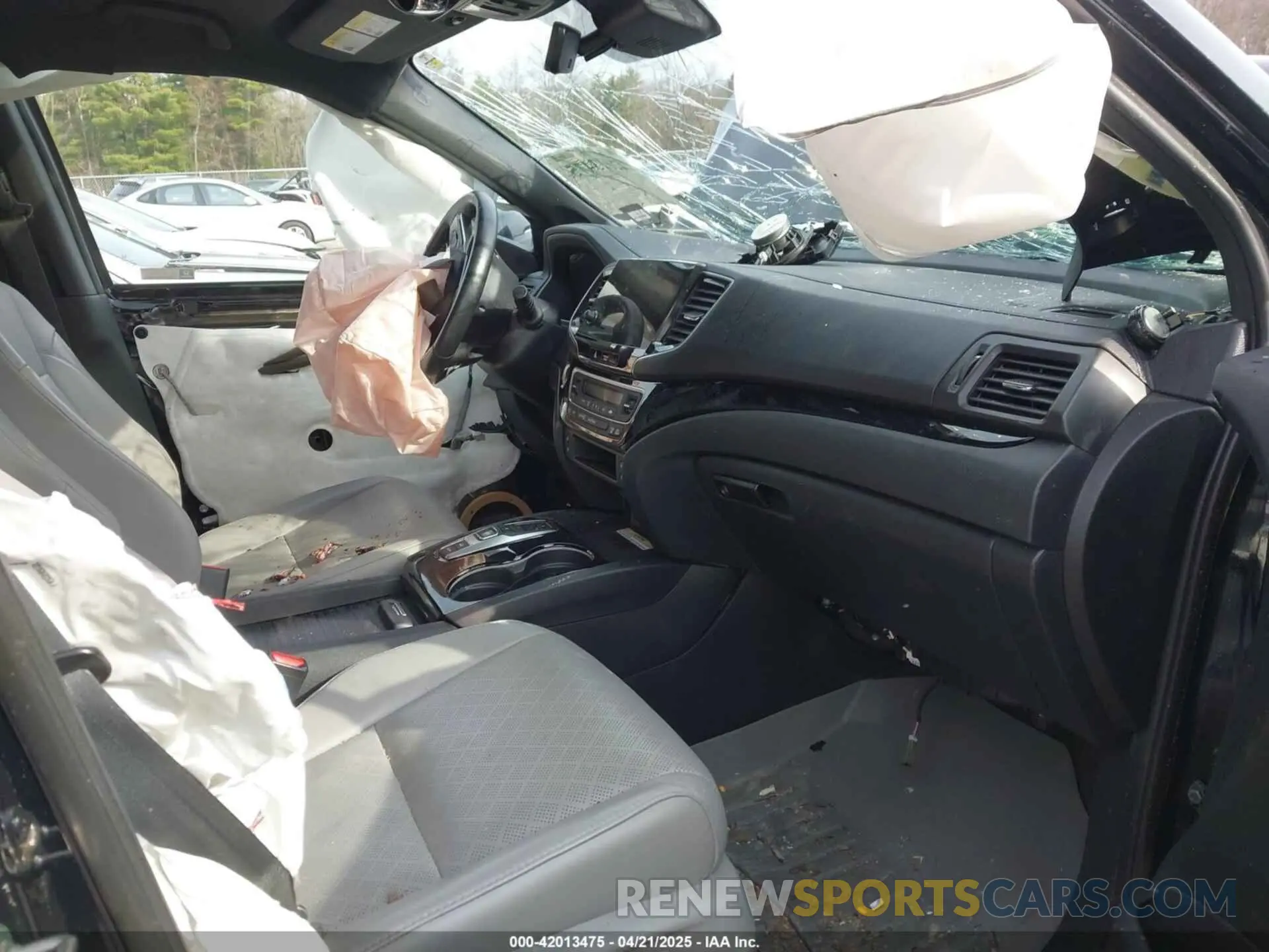 5 Фотография поврежденного автомобиля 5FNYF8H00KB010472 HONDA PASSPORT 2019