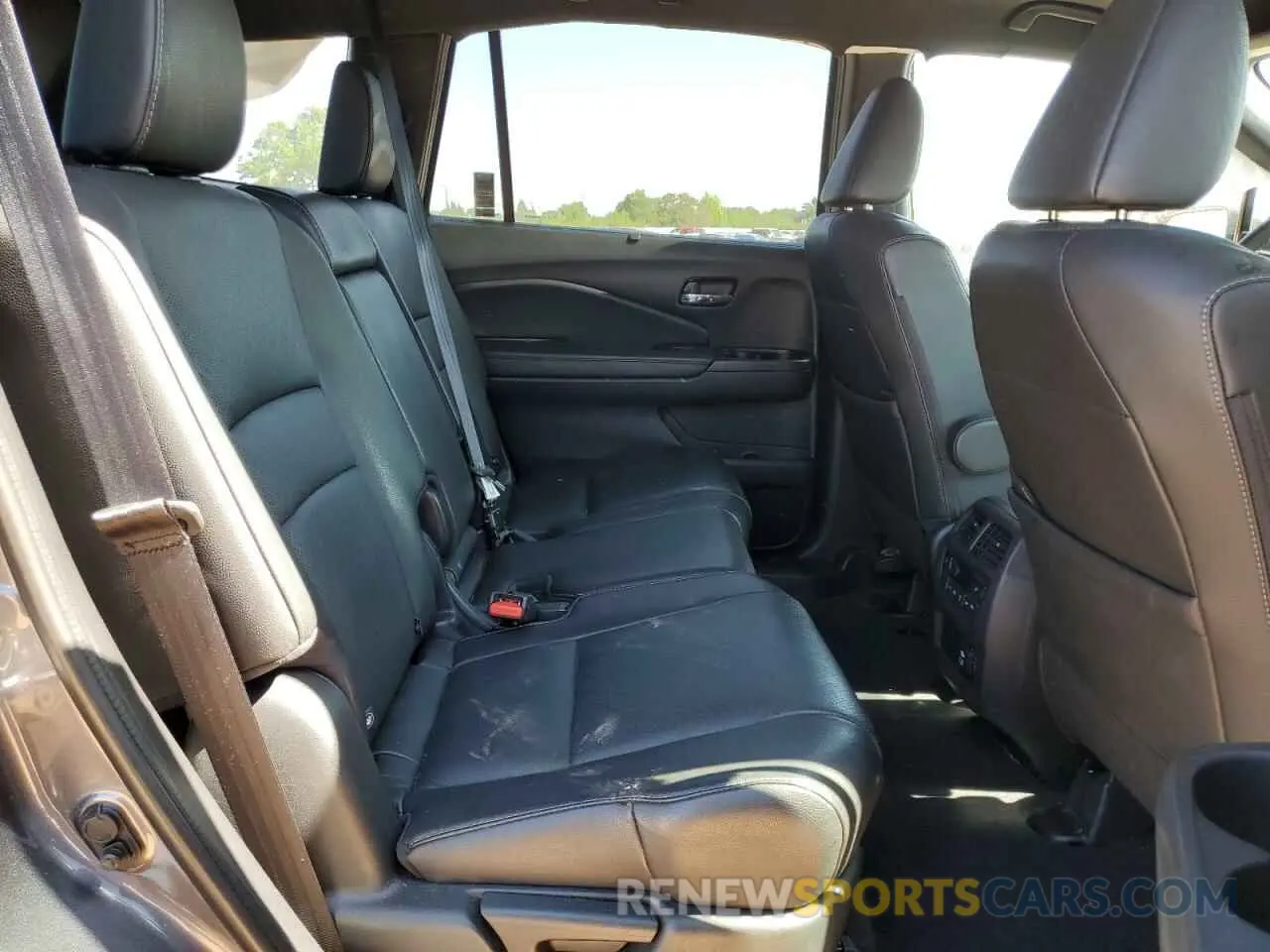 11 Фотография поврежденного автомобиля 5FNYF8H02KB004625 HONDA PASSPORT 2019