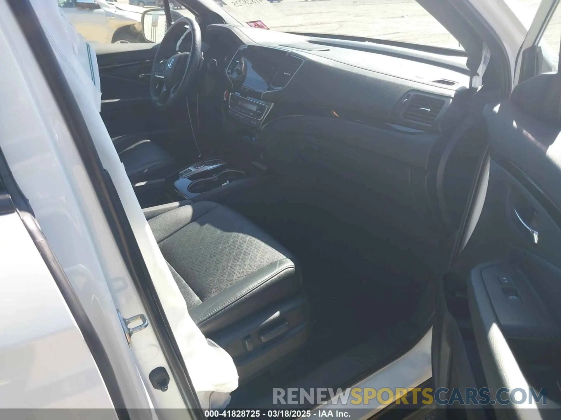 5 Фотография поврежденного автомобиля 5FNYF8H04KB005307 HONDA PASSPORT 2019