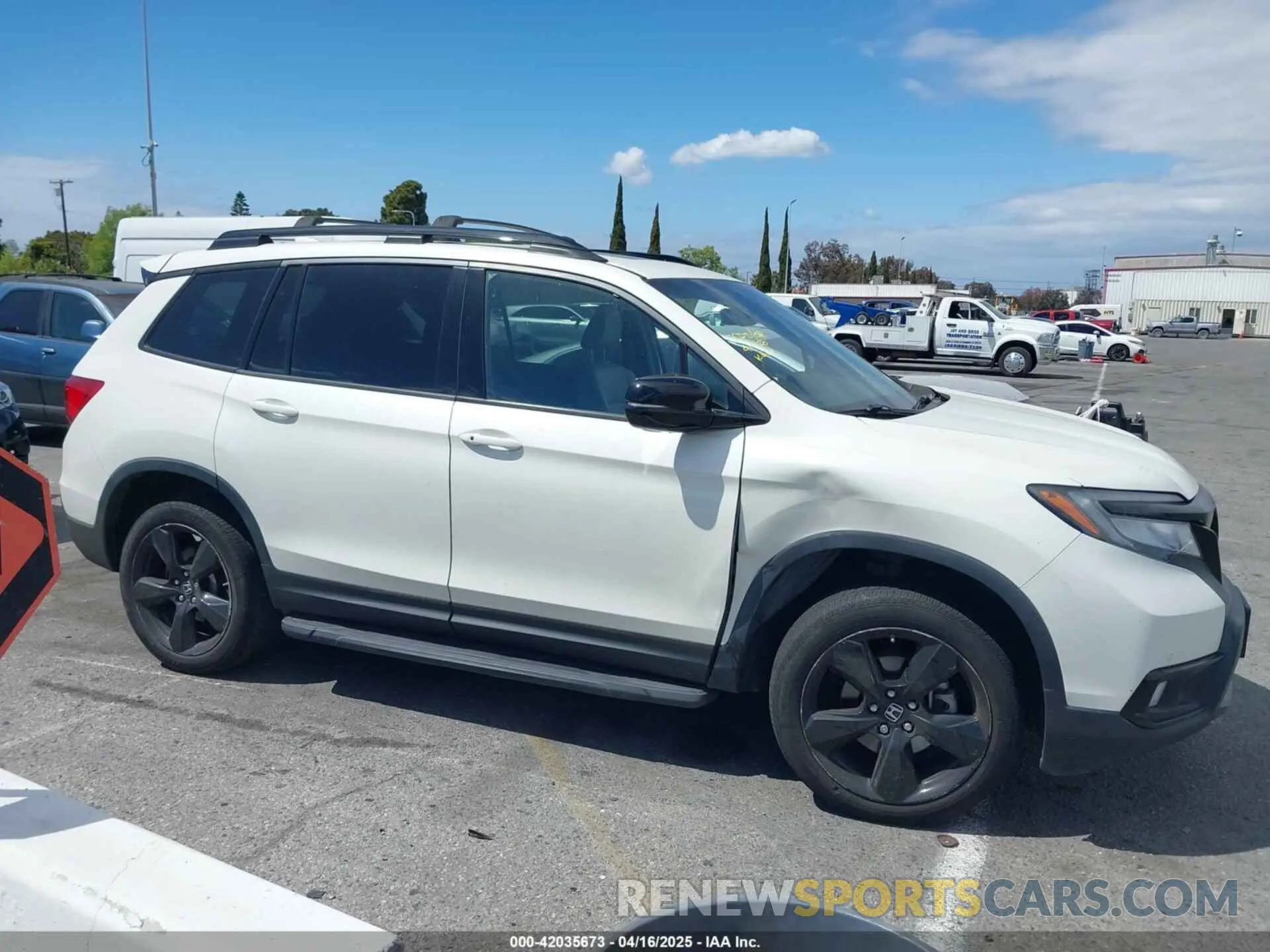 13 Photograph of a damaged car 5FNYF8H08KB012809 HONDA PASSPORT 2019