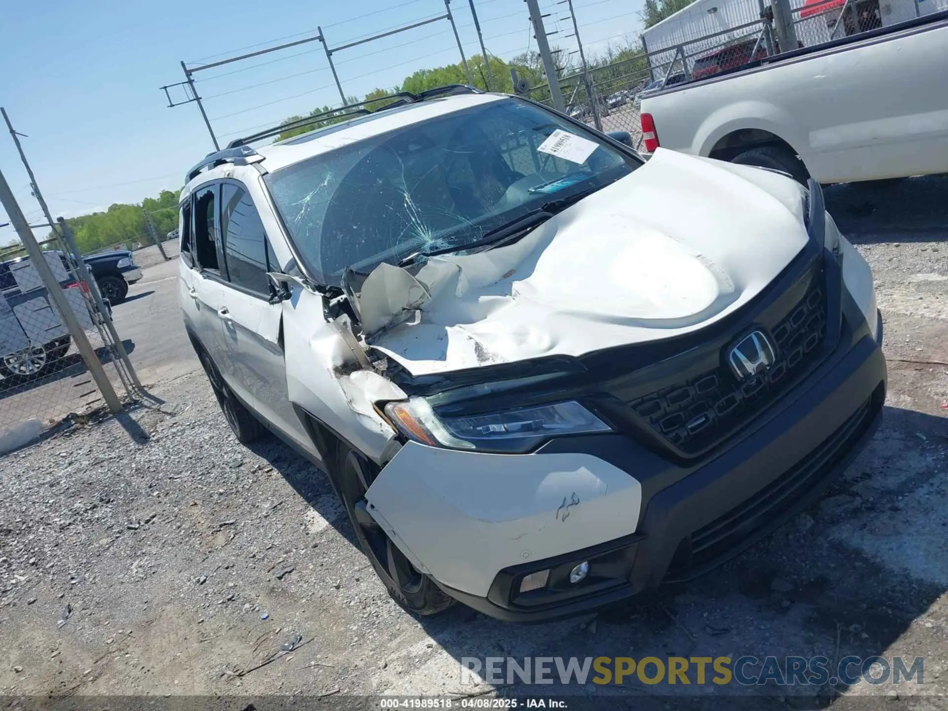 6 Фотография поврежденного автомобиля 5FNYF8H09KB015198 HONDA PASSPORT 2019