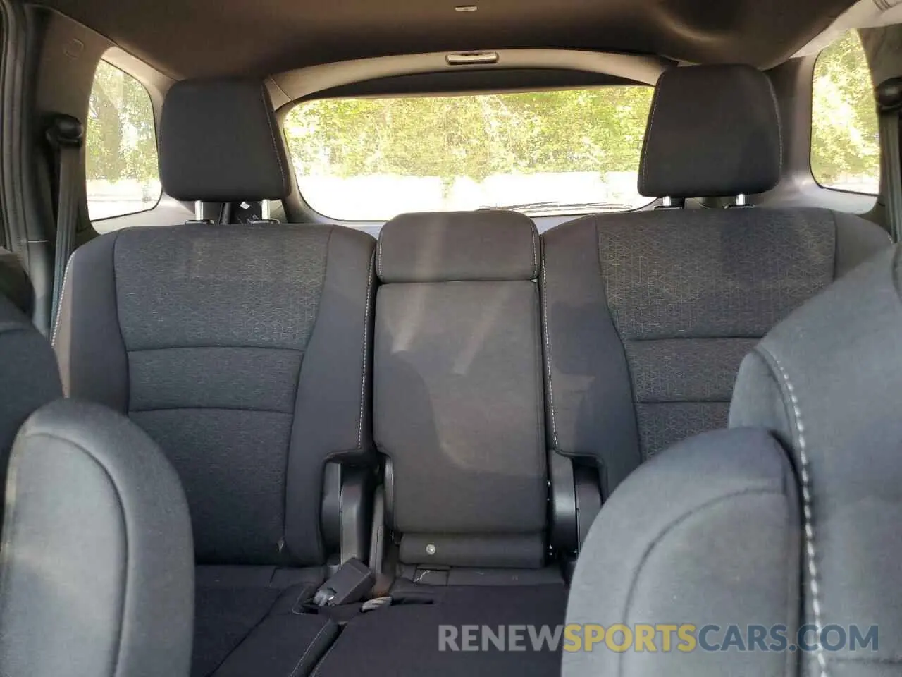 10 Photograph of a damaged car 5FNYF8H20KB022512 HONDA PASSPORT 2019