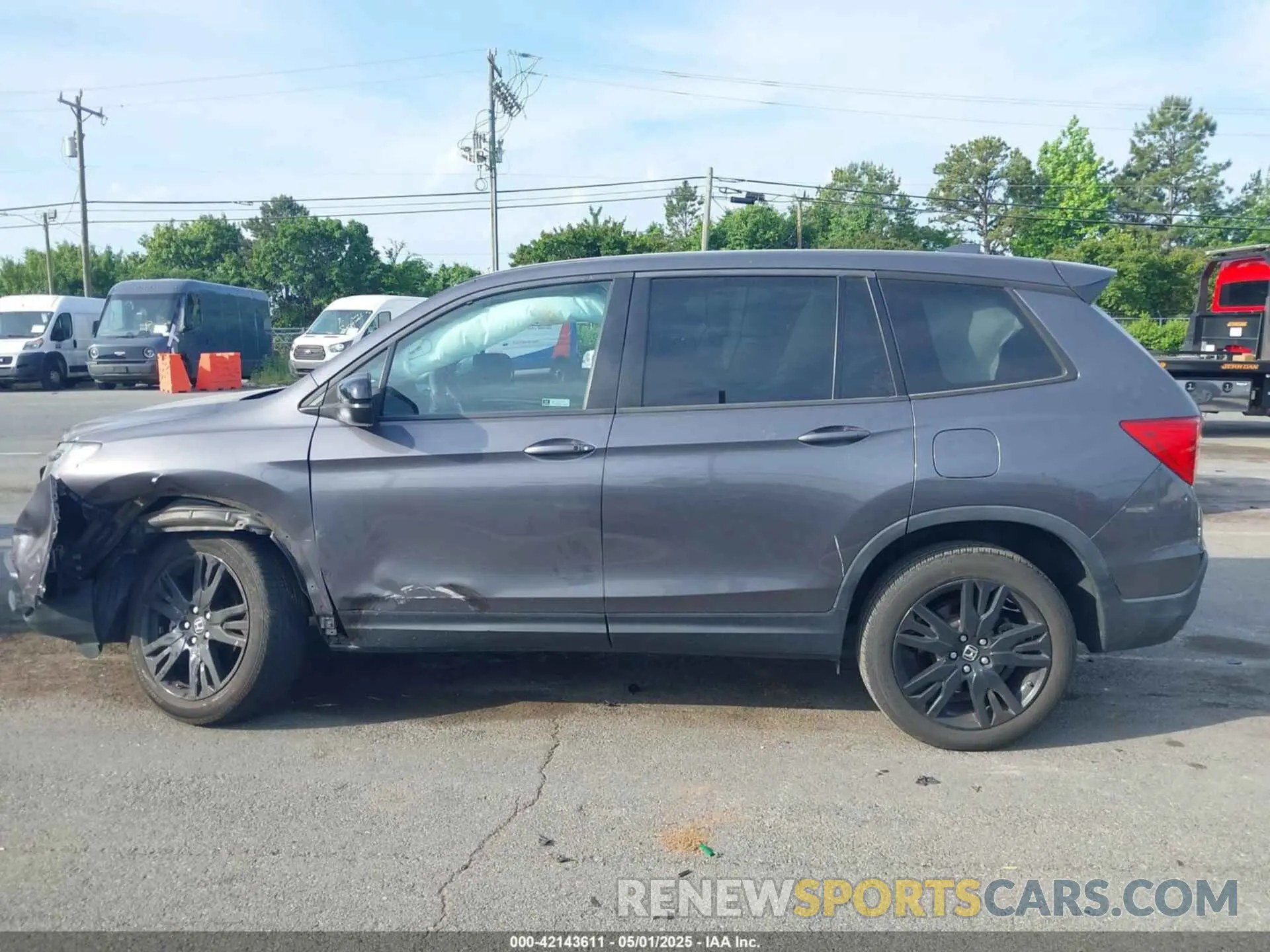 14 Photograph of a damaged car 5FNYF8H22KB024522 HONDA PASSPORT 2019