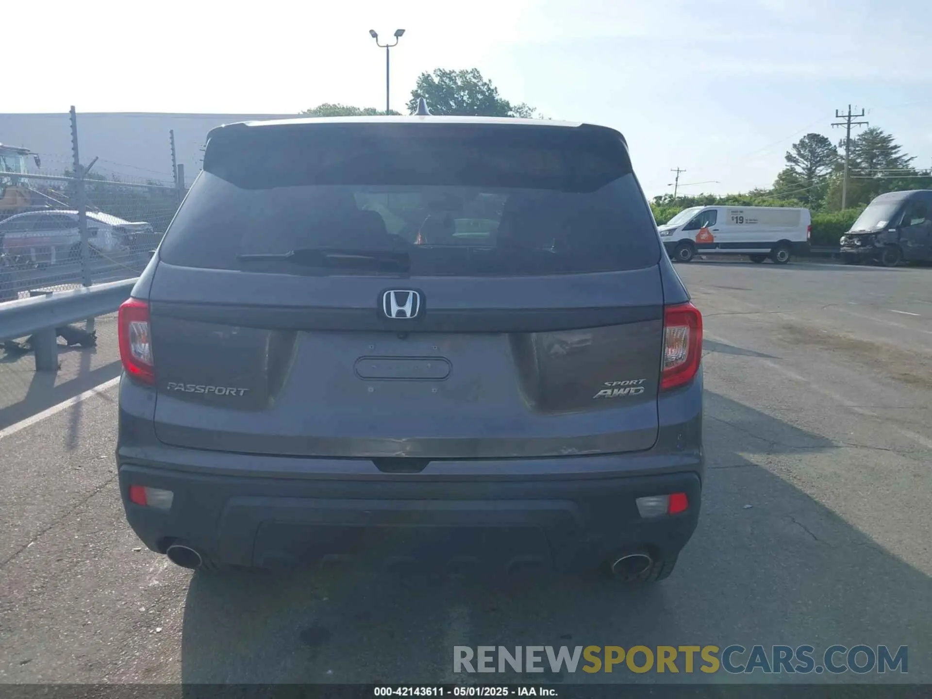 16 Photograph of a damaged car 5FNYF8H22KB024522 HONDA PASSPORT 2019
