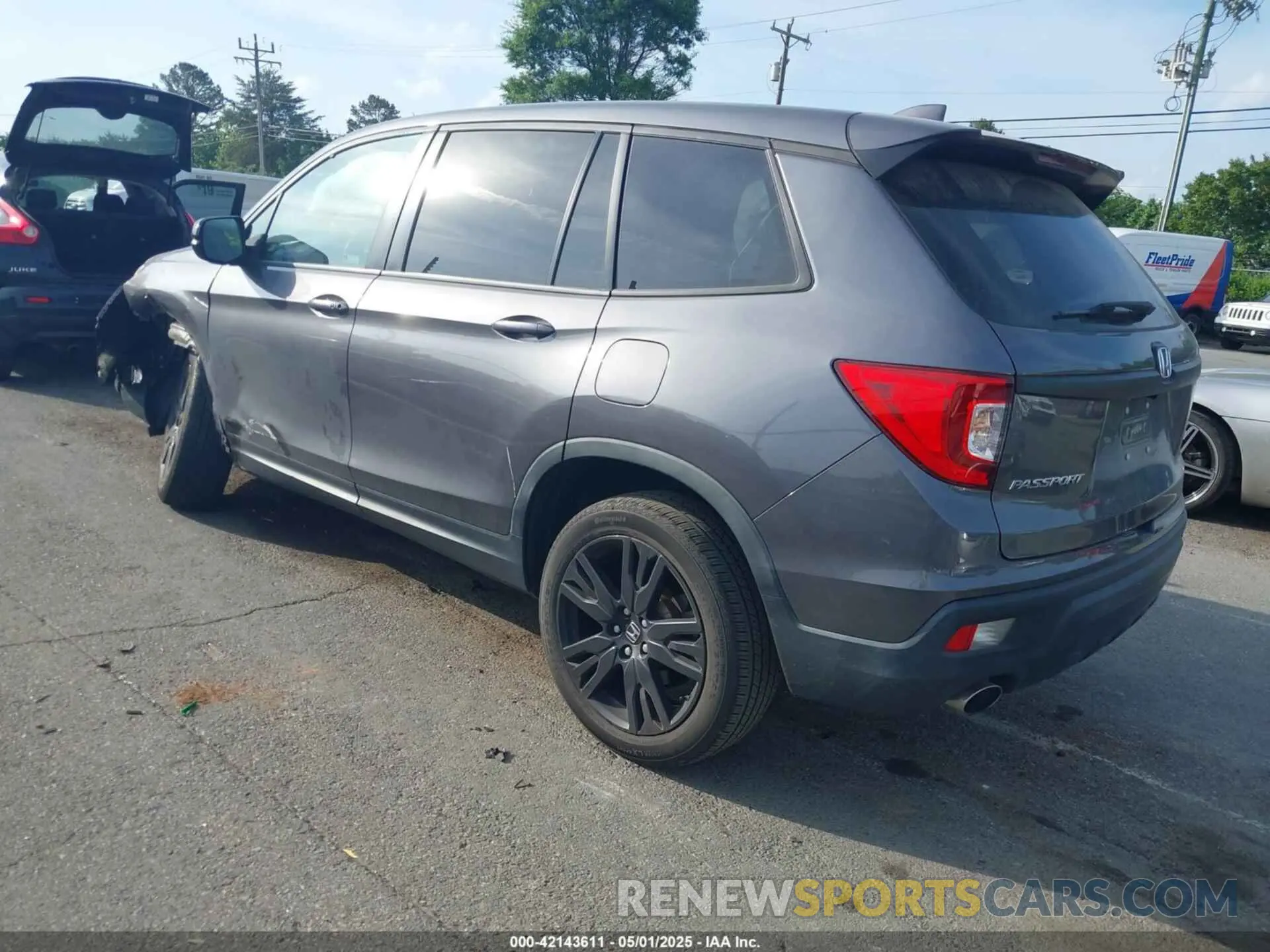 3 Photograph of a damaged car 5FNYF8H22KB024522 HONDA PASSPORT 2019