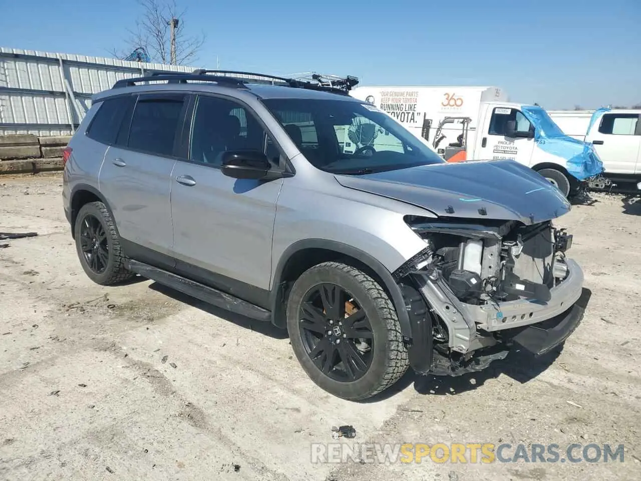 4 Photograph of a damaged car 5FNYF8H24KB020004 HONDA PASSPORT 2019