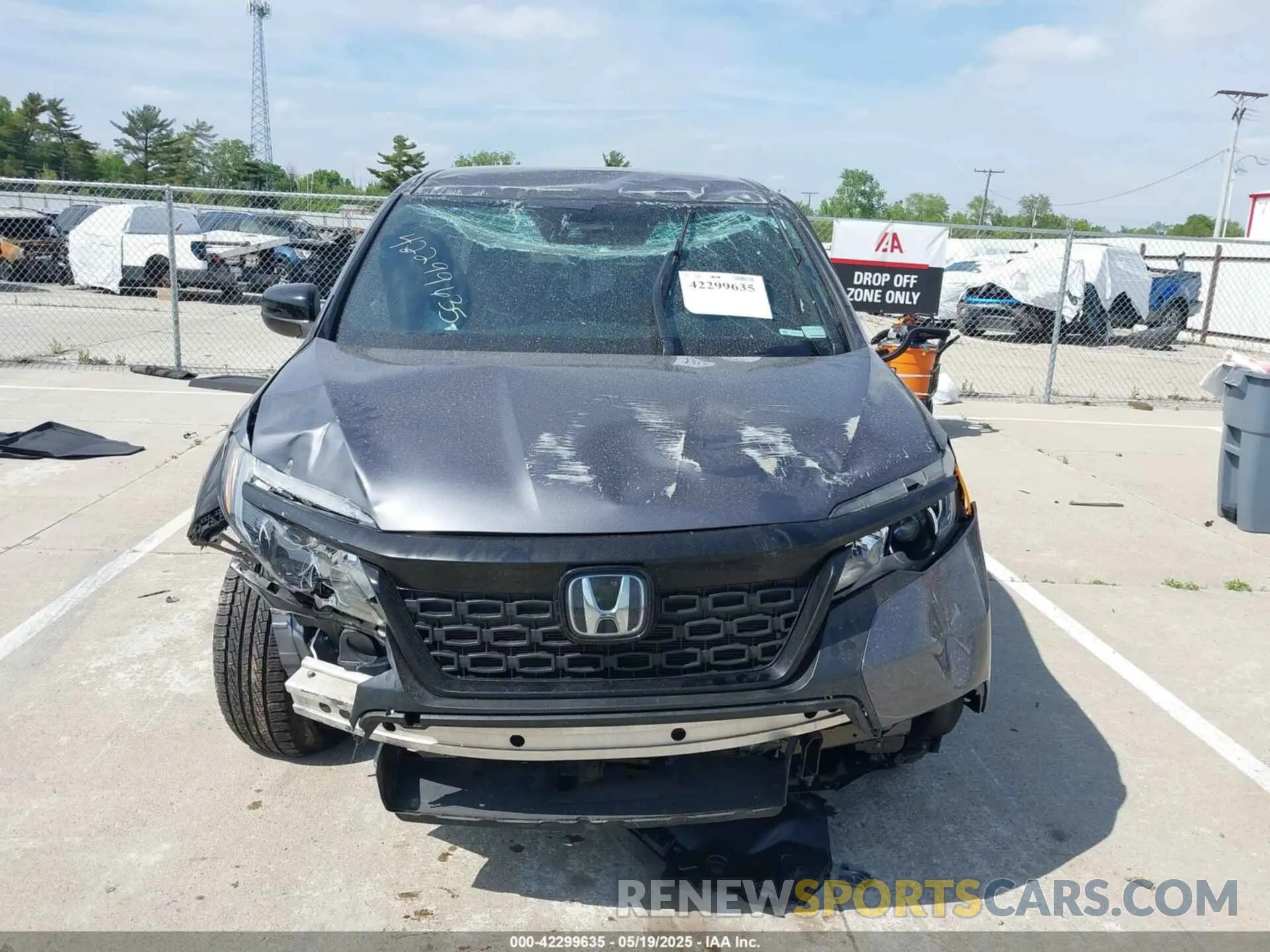 11 Photograph of a damaged car 5FNYF8H27KB002001 HONDA PASSPORT 2019