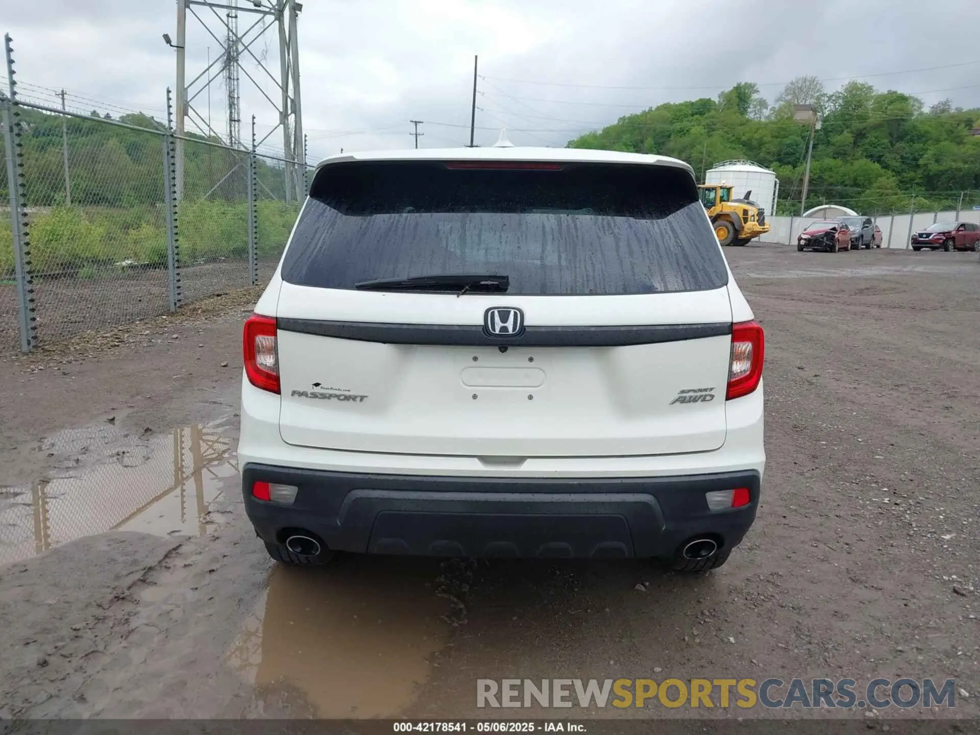 16 Фотография поврежденного автомобиля 5FNYF8H28KB010303 HONDA PASSPORT 2019