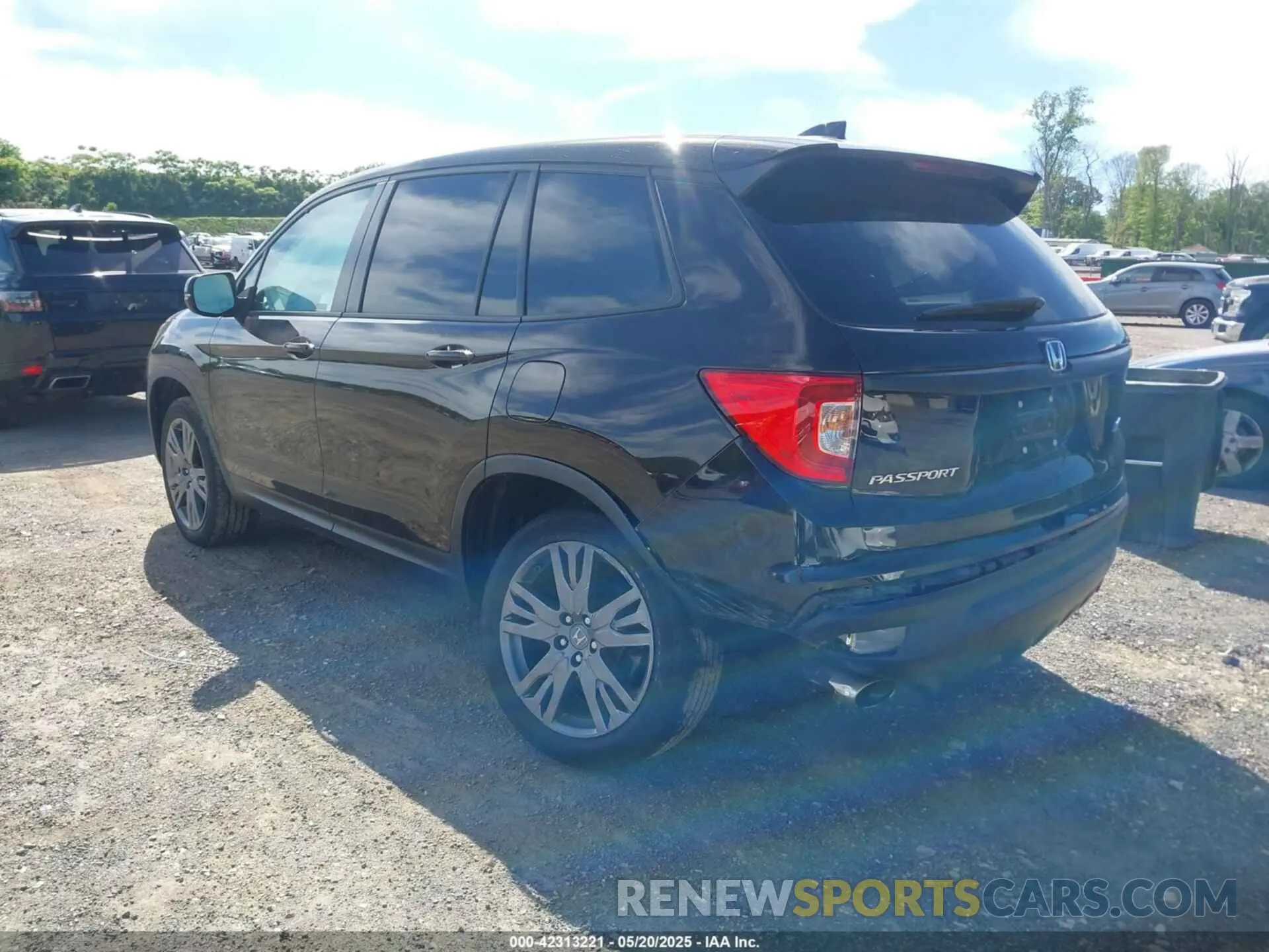 3 Фотография поврежденного автомобиля 5FNYF8H53KB014978 HONDA PASSPORT 2019
