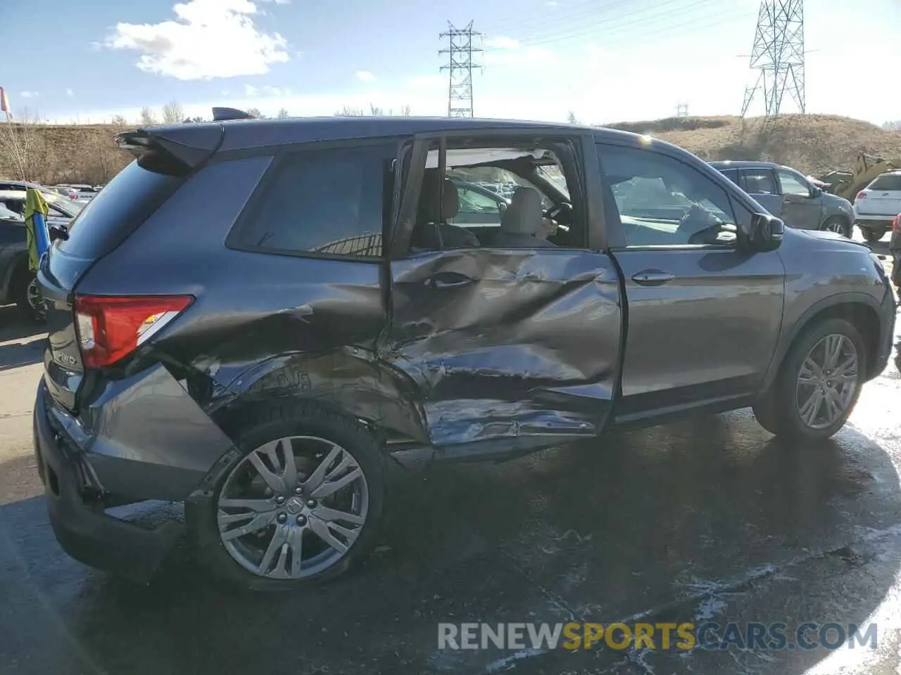 3 Photograph of a damaged car 5FNYF8H53KB027391 HONDA PASSPORT 2019