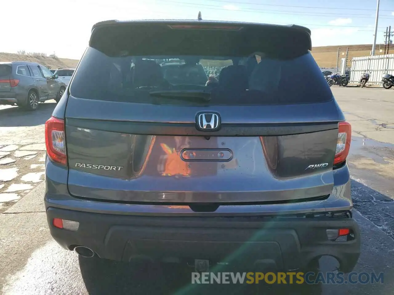 6 Photograph of a damaged car 5FNYF8H53KB027391 HONDA PASSPORT 2019