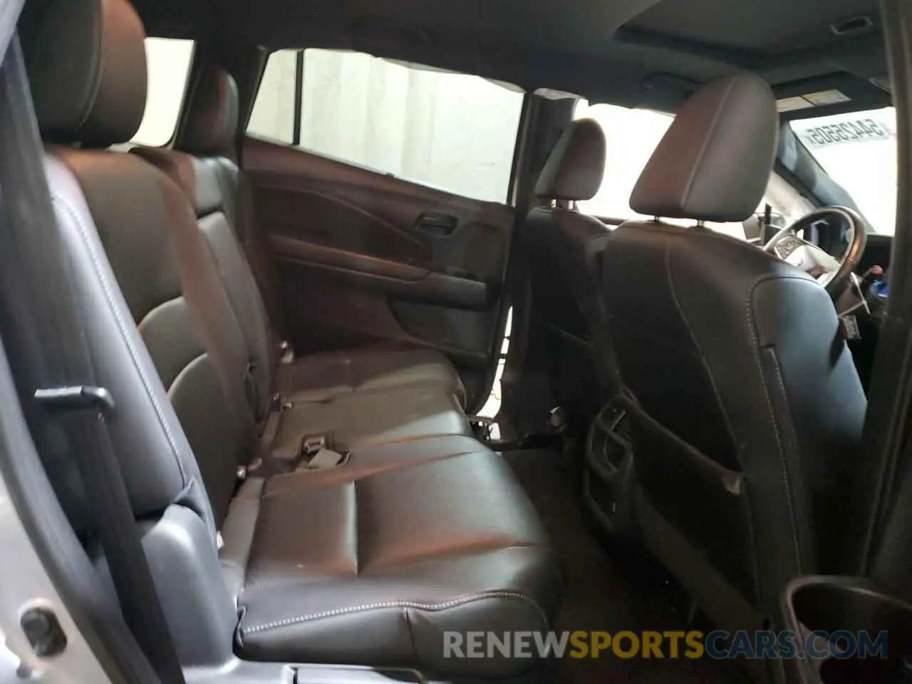 11 Фотография поврежденного автомобиля 5FNYF8H59KB019537 HONDA PASSPORT 2019