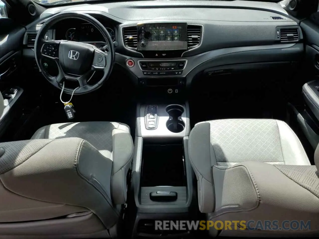 8 Photograph of a damaged car 5FNYF8H59KB027590 HONDA PASSPORT 2019