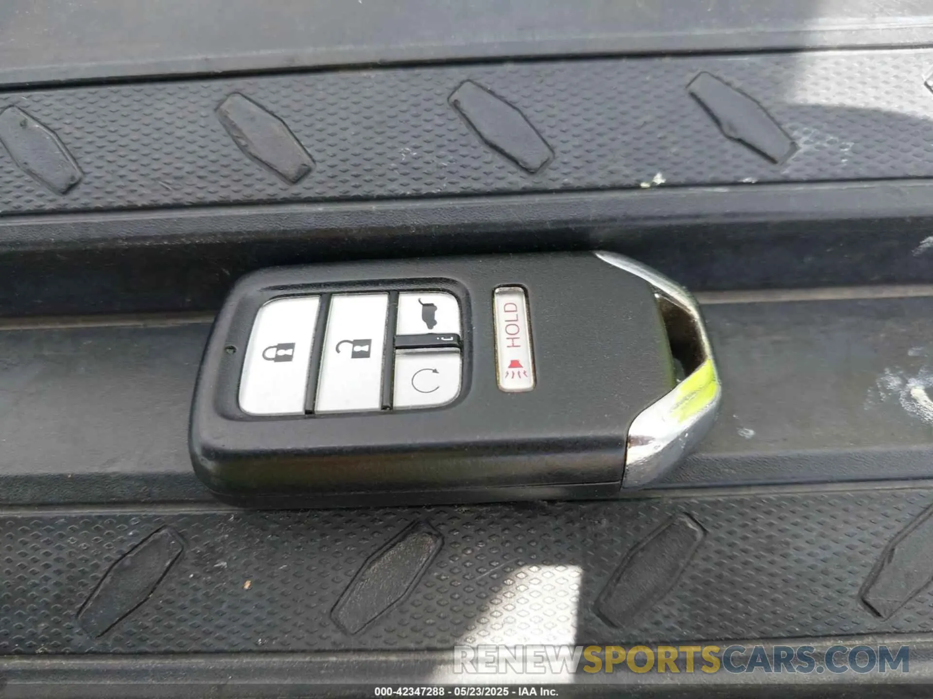 11 Photograph of a damaged car 5FNYF8H90KB002211 HONDA PASSPORT 2019
