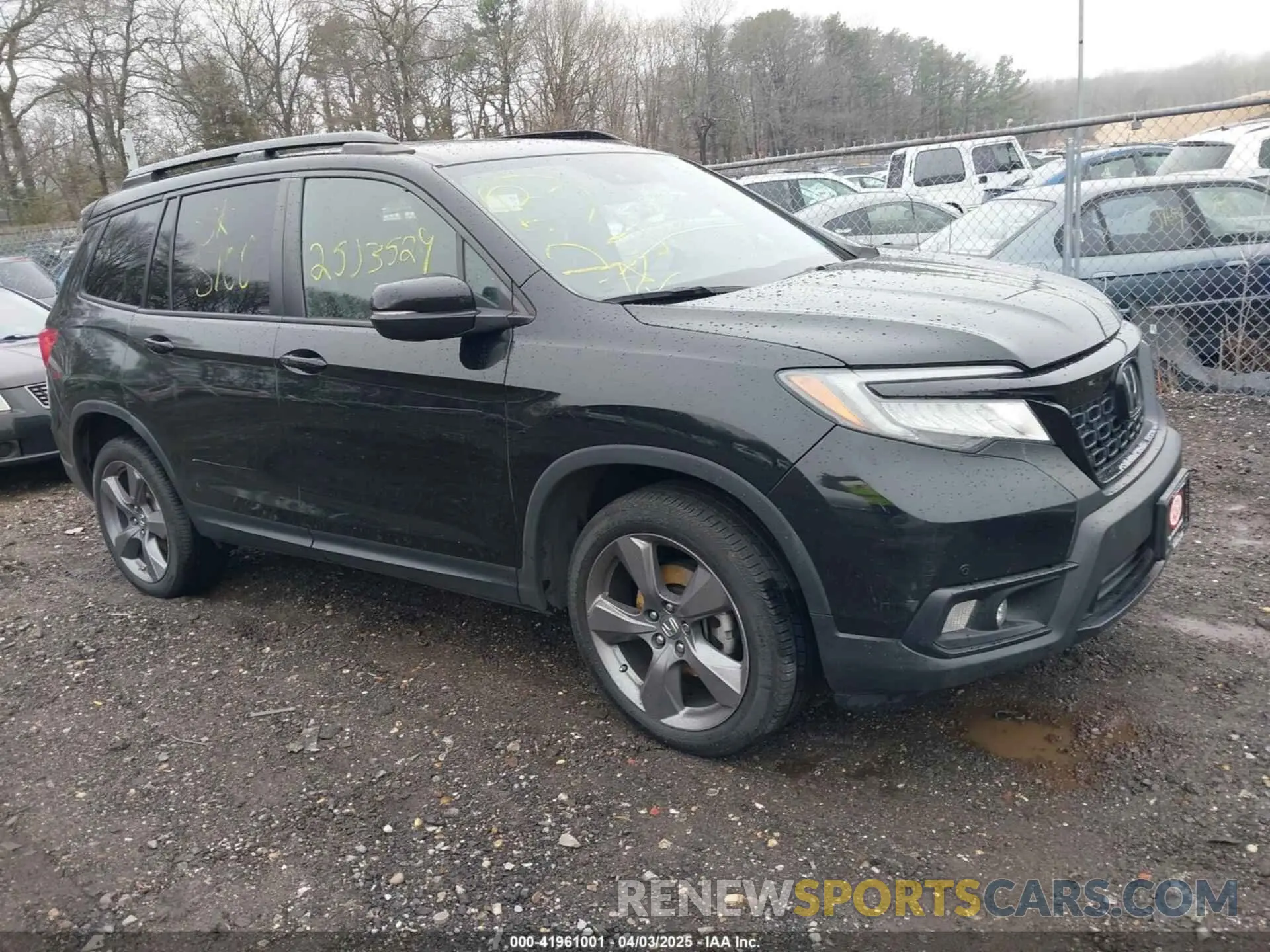1 Фотография поврежденного автомобиля 5FNYF8H94KB004026 HONDA PASSPORT 2019
