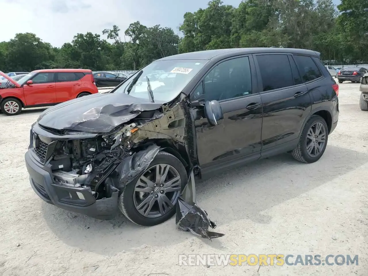 1 Photograph of a damaged car 5FNYF7H51LB004574 HONDA PASSPORT 2020