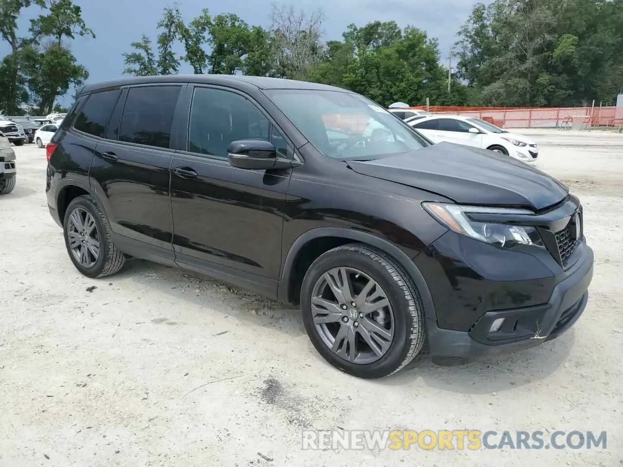 4 Photograph of a damaged car 5FNYF7H51LB004574 HONDA PASSPORT 2020
