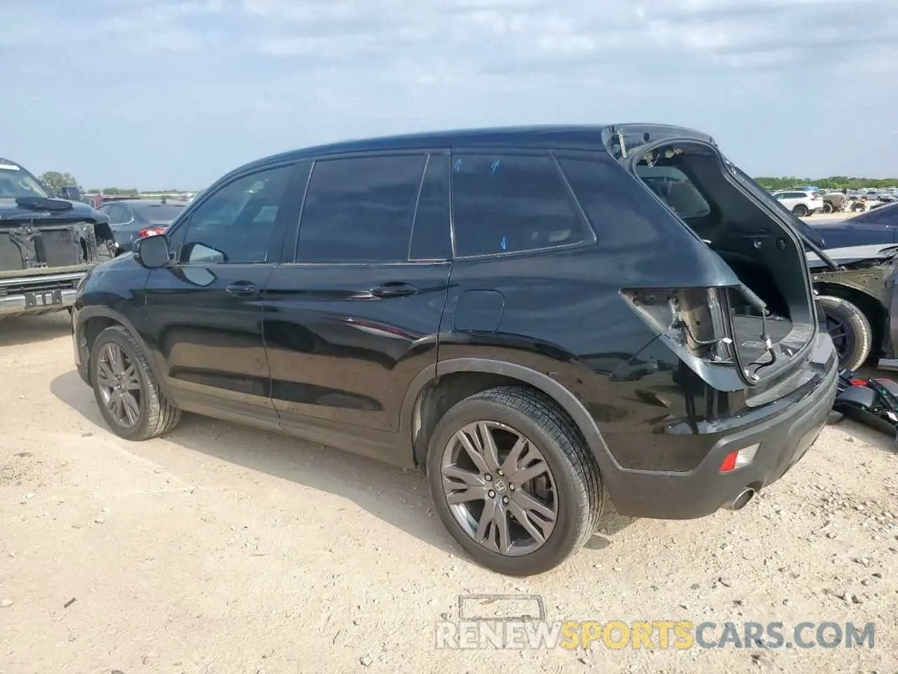 2 Photograph of a damaged car 5FNYF7H58LB002790 HONDA PASSPORT 2020