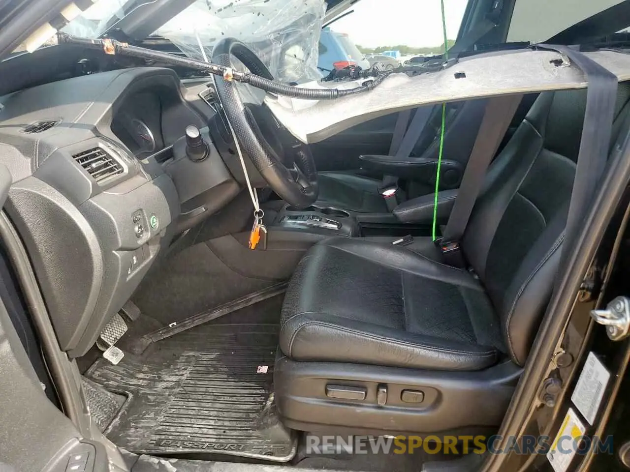 7 Photograph of a damaged car 5FNYF7H58LB002790 HONDA PASSPORT 2020