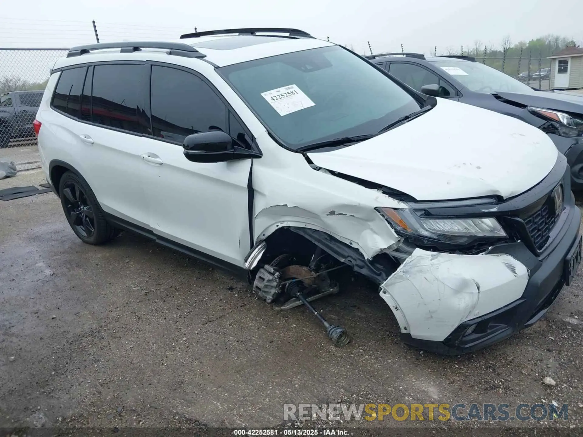 1 Фотография поврежденного автомобиля 5FNYF8H01LB019179 HONDA PASSPORT 2020
