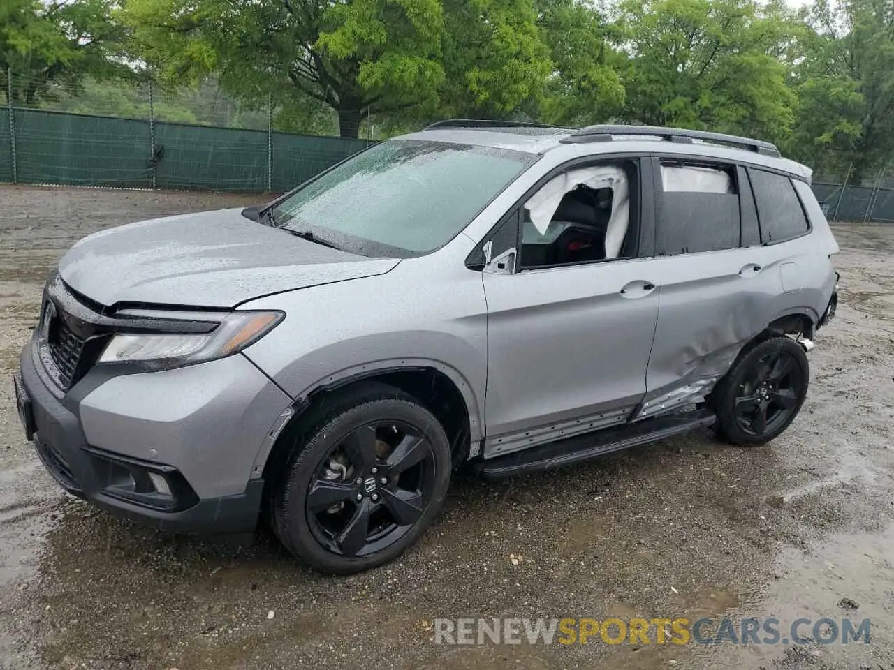 1 Фотография поврежденного автомобиля 5FNYF8H03LB001444 HONDA PASSPORT 2020