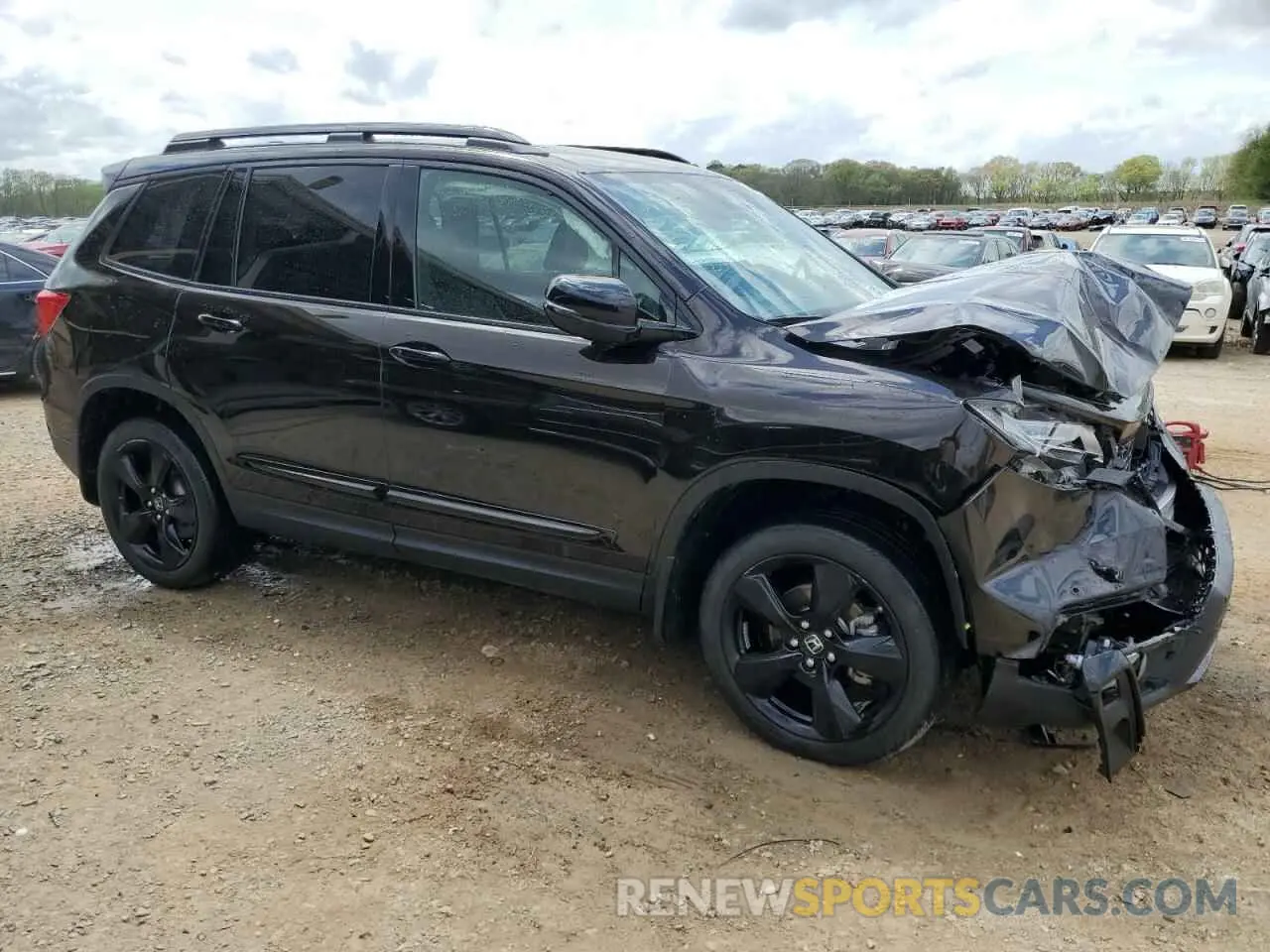 4 Фотография поврежденного автомобиля 5FNYF8H05LB013935 HONDA PASSPORT 2020
