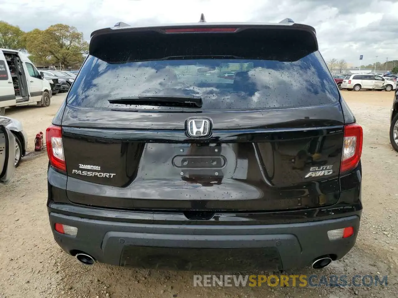 6 Фотография поврежденного автомобиля 5FNYF8H05LB013935 HONDA PASSPORT 2020