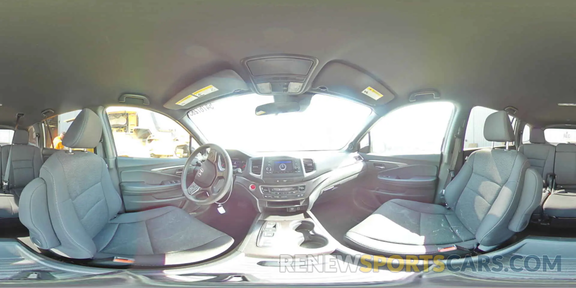 15 Photograph of a damaged car 5FNYF8H24LB016150 HONDA PASSPORT 2020