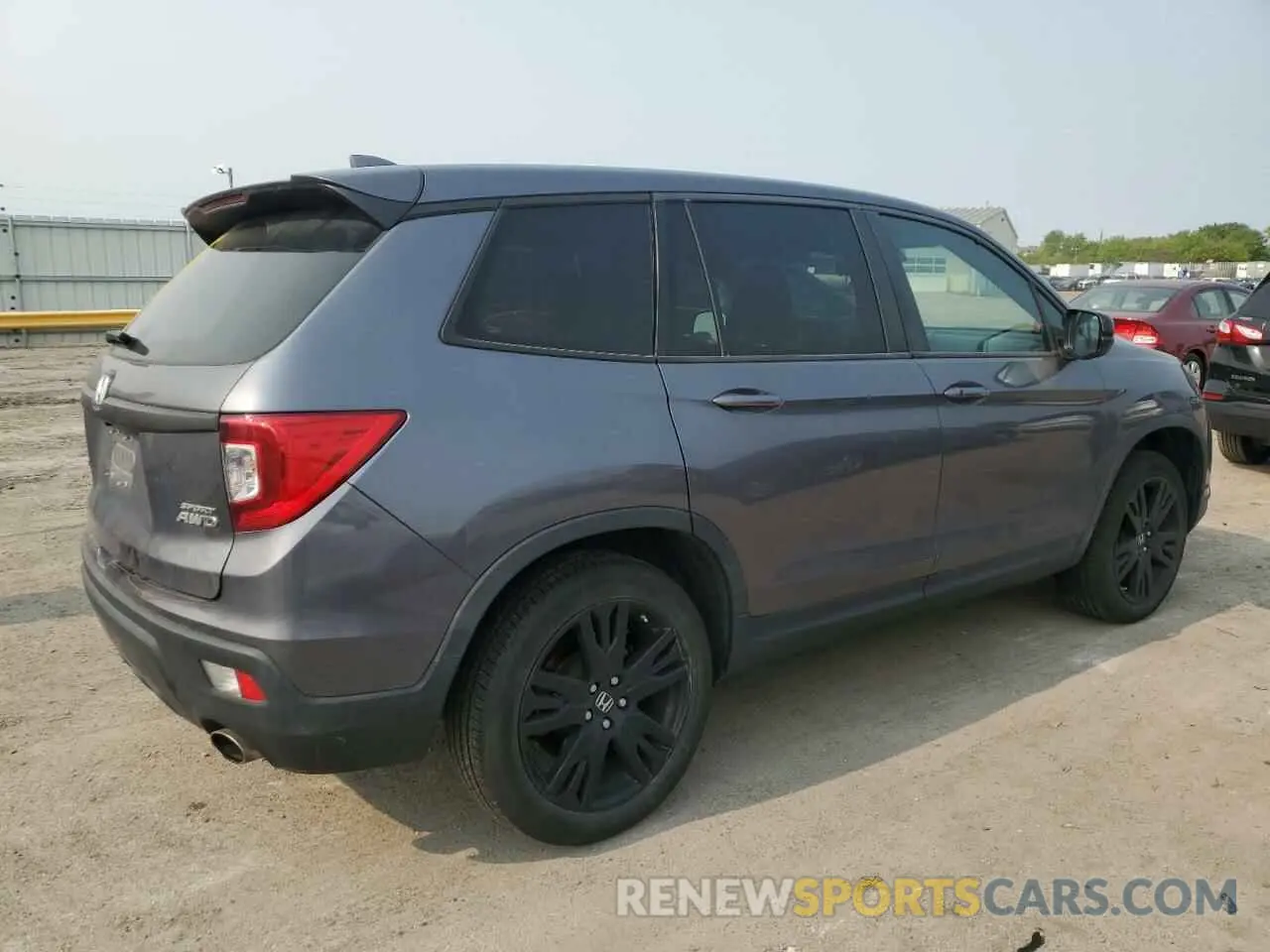 3 Photograph of a damaged car 5FNYF8H29LB014989 HONDA PASSPORT 2020