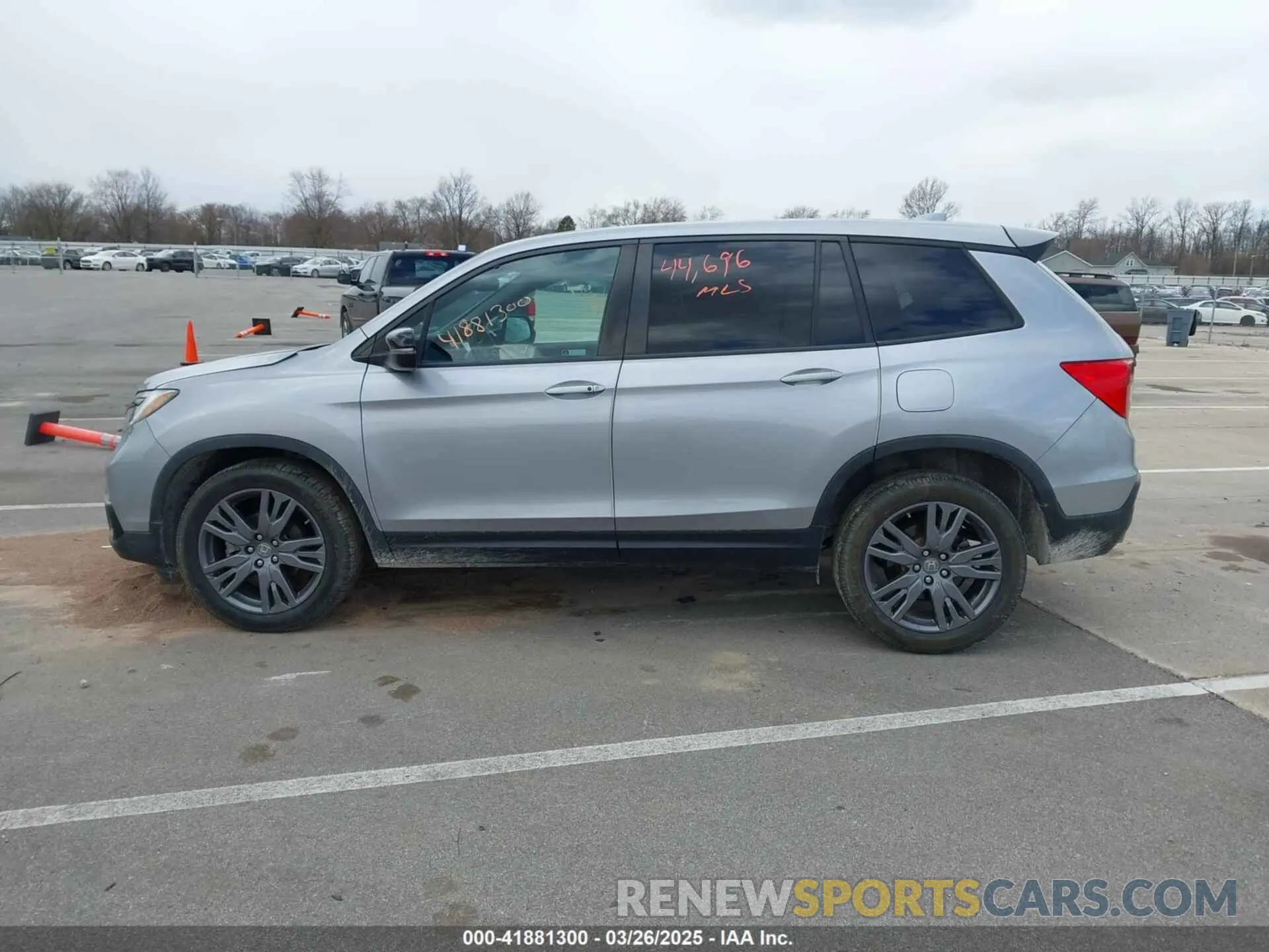 14 Photograph of a damaged car 5FNYF8H55LB005023 HONDA PASSPORT 2020