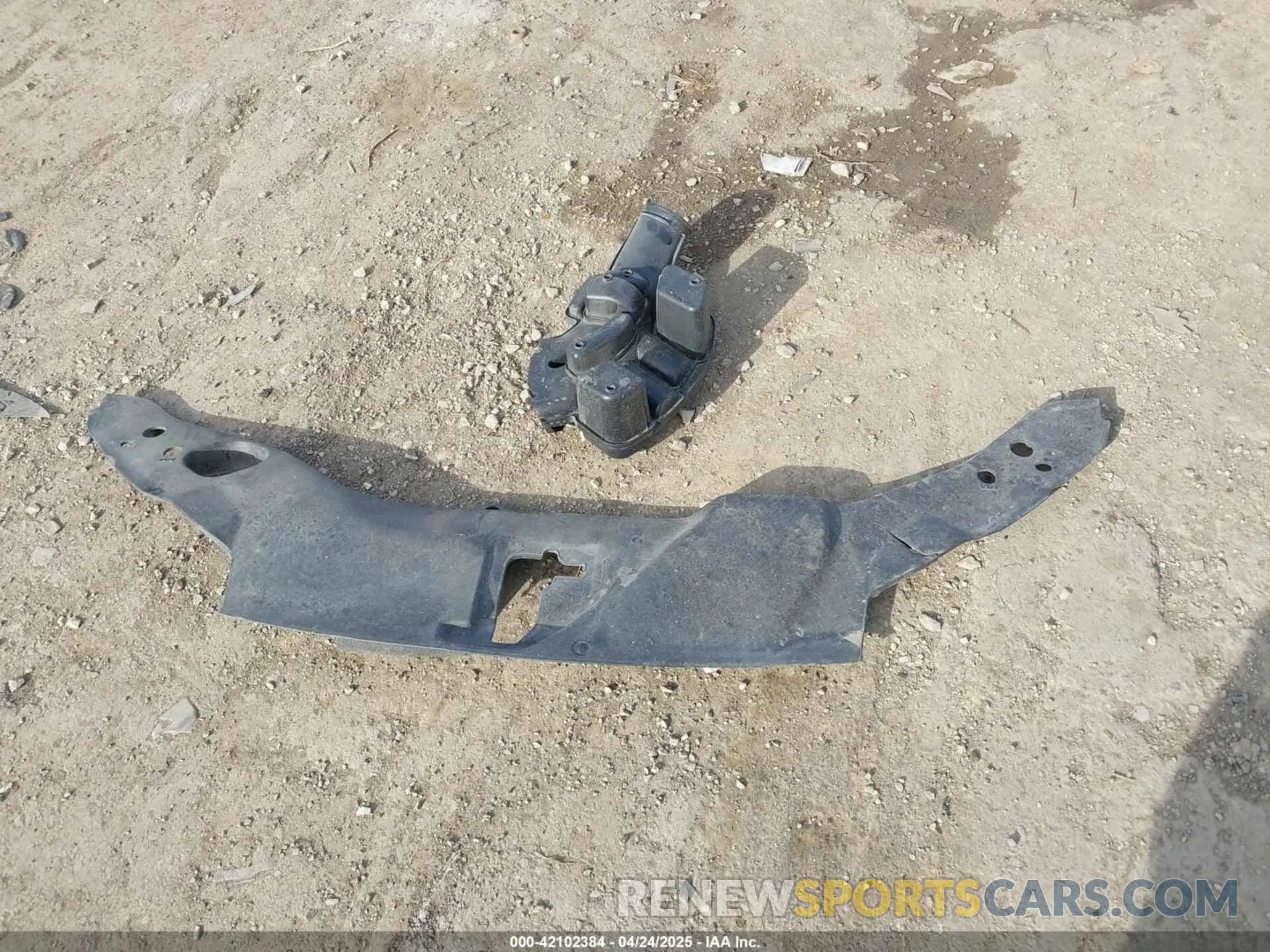 12 Photograph of a damaged car 5FNYF8H5XLB005177 HONDA PASSPORT 2020