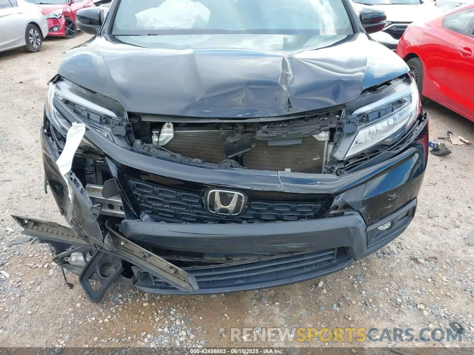 6 Photograph of a damaged car 5FNYF8H90LB005594 HONDA PASSPORT 2020