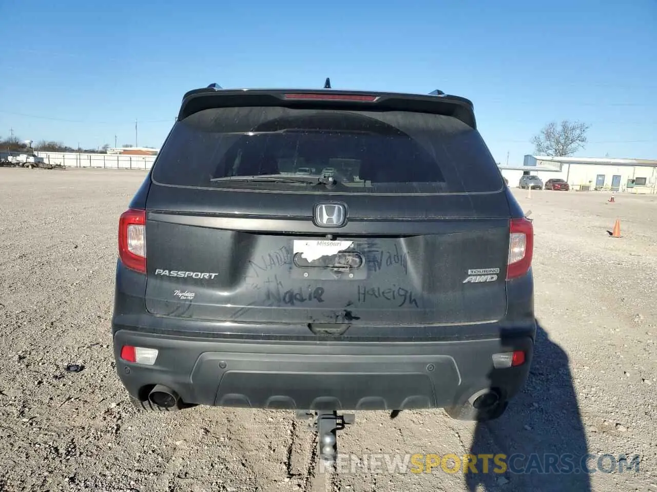 6 Фотография поврежденного автомобиля 5FNYF8H9XLB005604 HONDA PASSPORT 2020